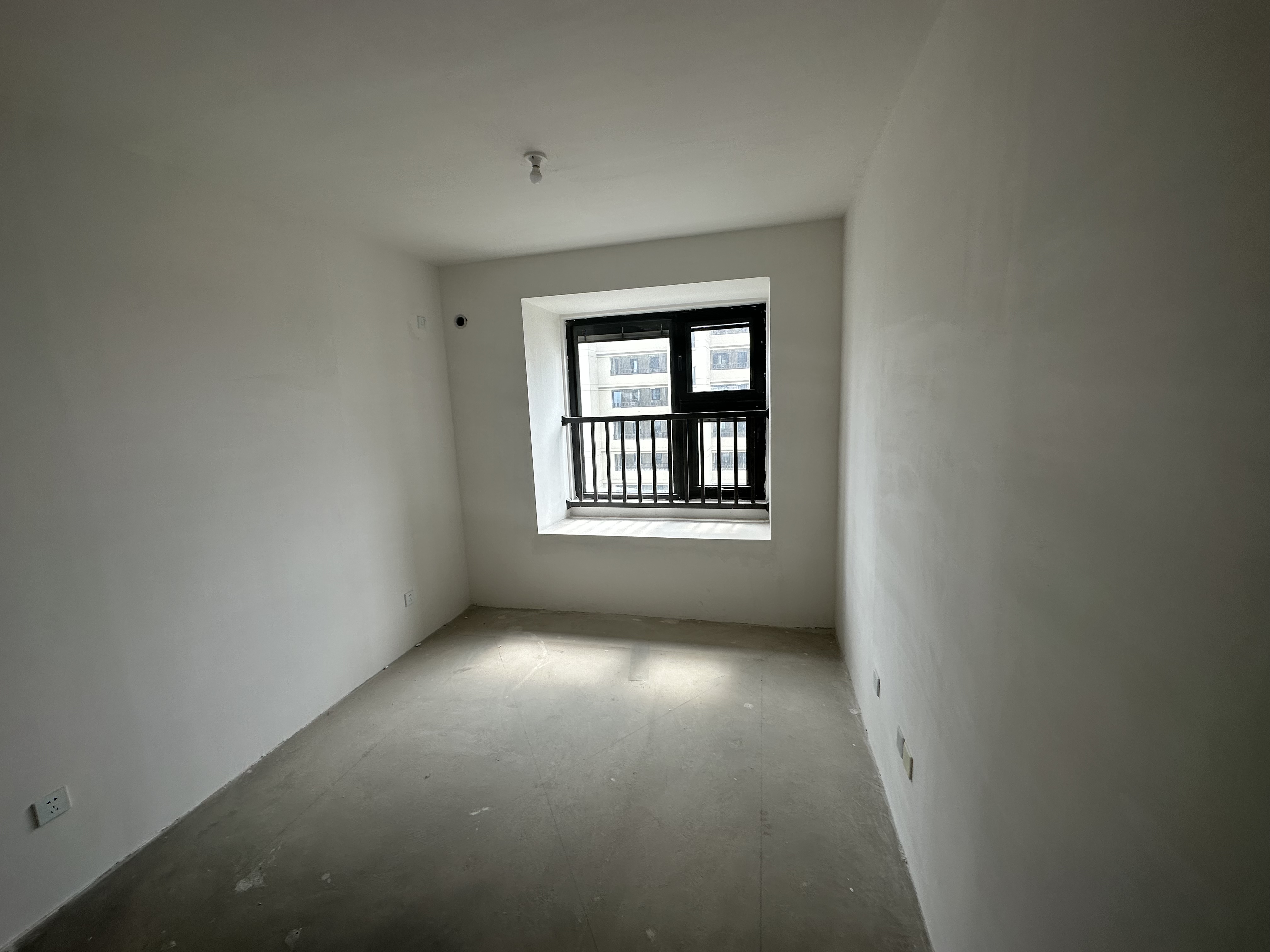 春晓熙岸 3室2厅1卫 92.44m&sup2;