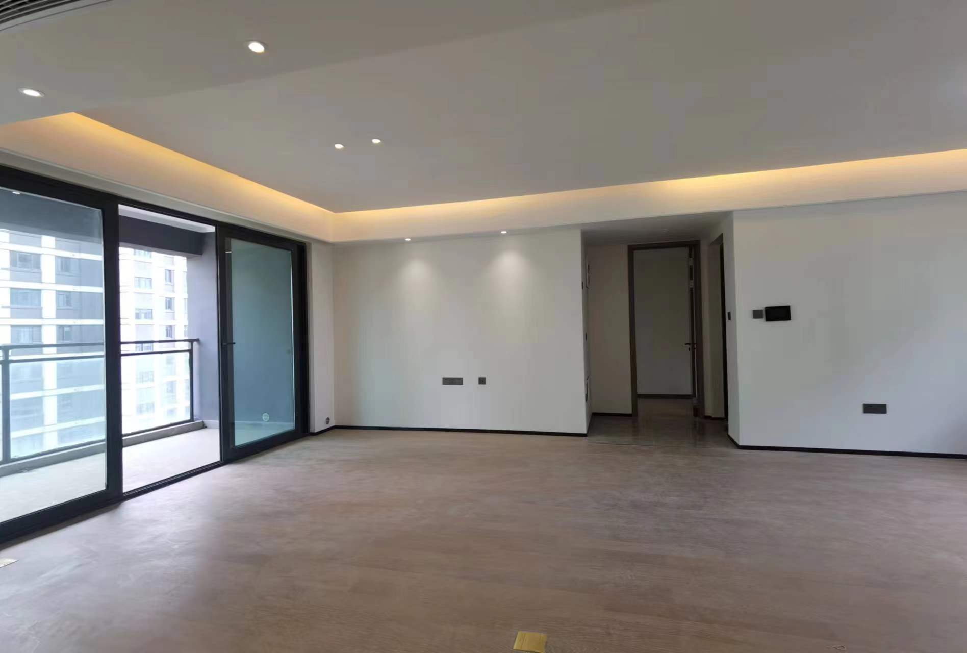 万科翡翠东第 4室2厅2卫 150m&sup2;