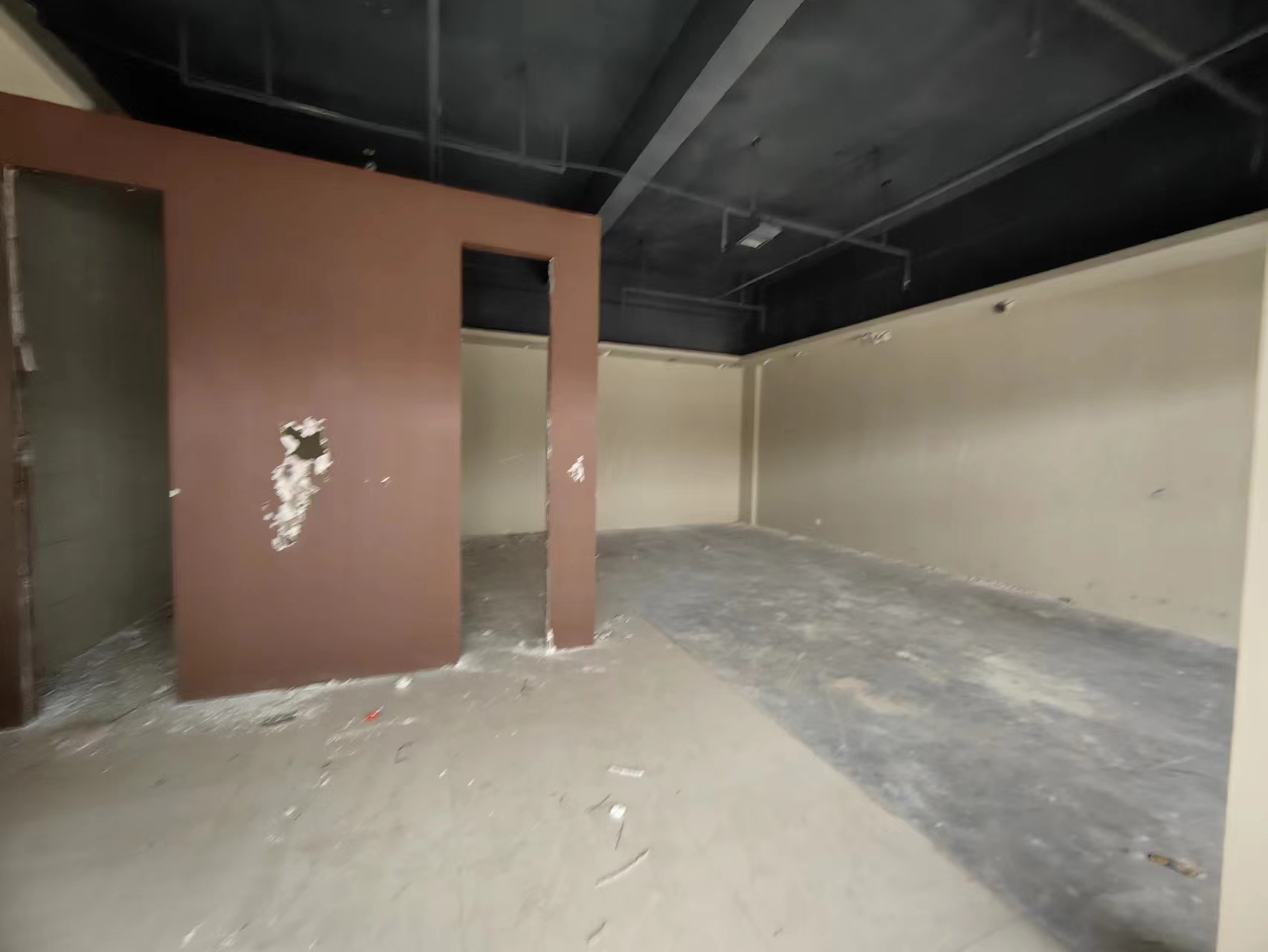 鸿运大厦 1室1厅1卫 66m&sup2;