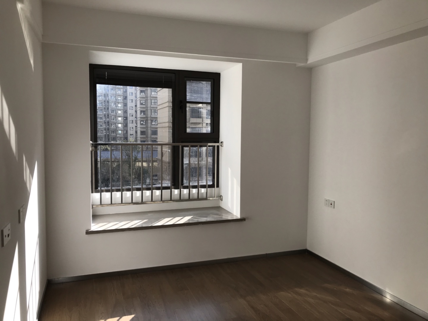 远创宸樾 3室2厅1卫 97.00m&sup2;