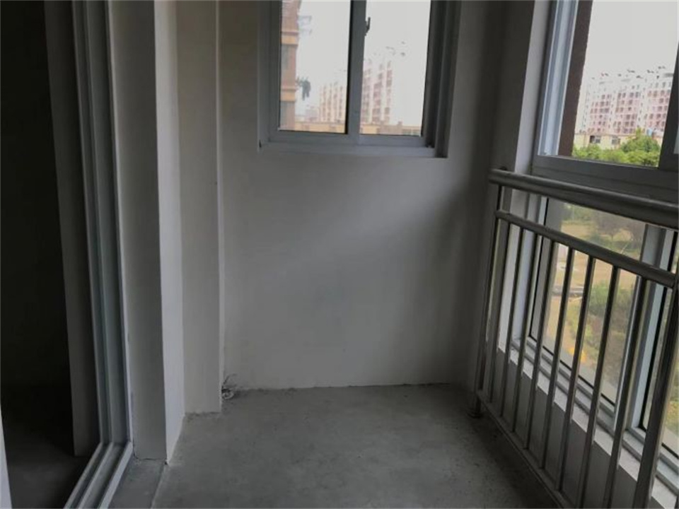 白龙花苑 2室2厅1卫 97m&sup2;