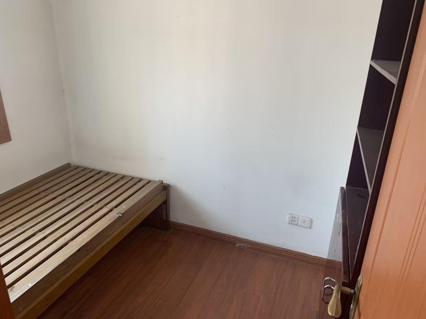 虹桥东村 3室1厅1卫 73m&sup2;