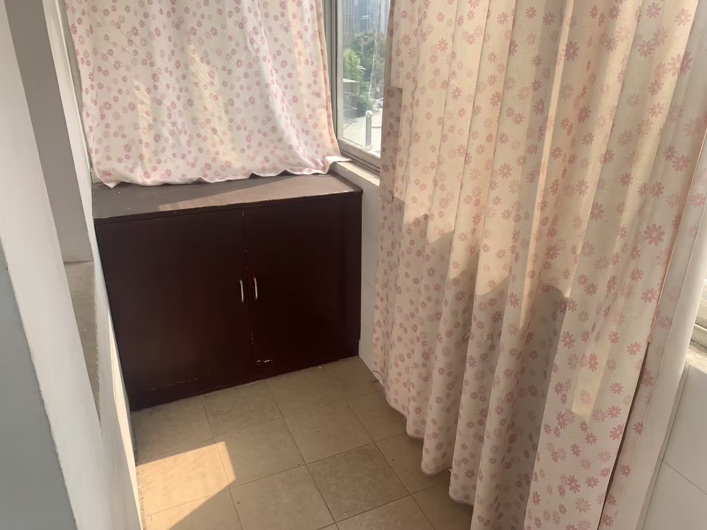 虹桥东村 3室1厅1卫 73m&sup2;