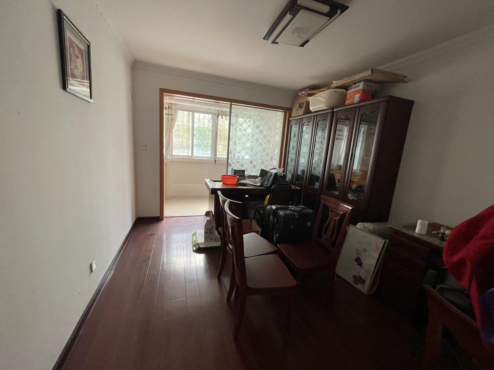 春晖花园 3室2厅1卫 108m&sup2;