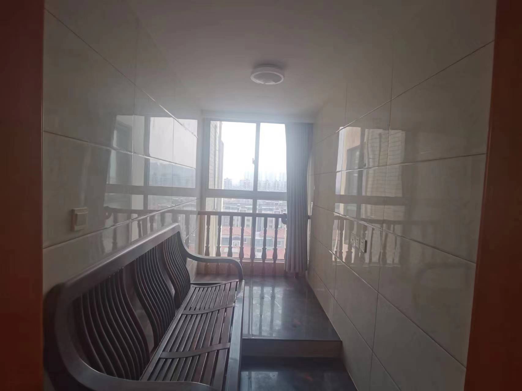 金和家园 4室2厅2卫 105.00m&sup2;
