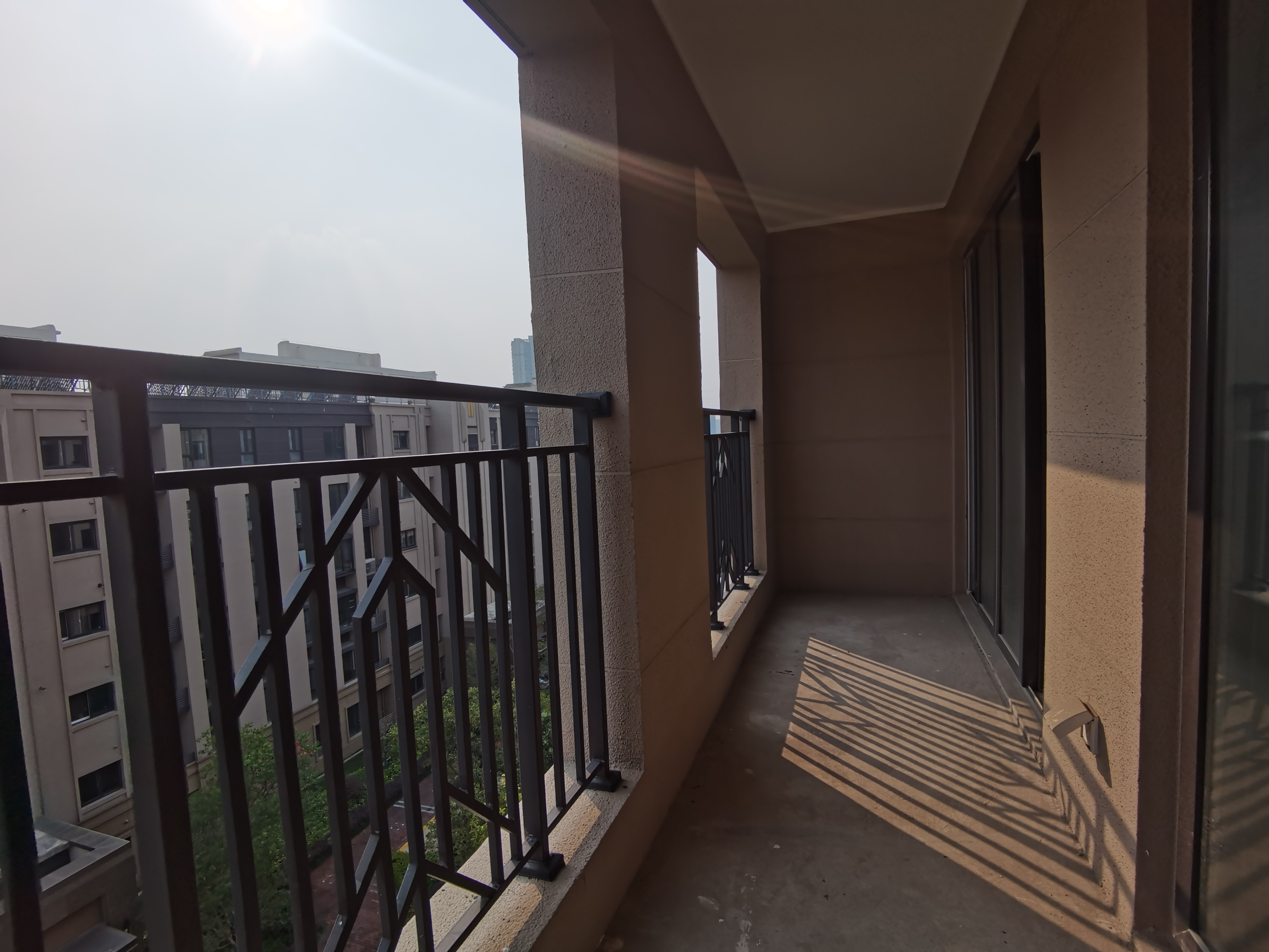 金地繁茂里 3室2厅2卫 134.00m&sup2;