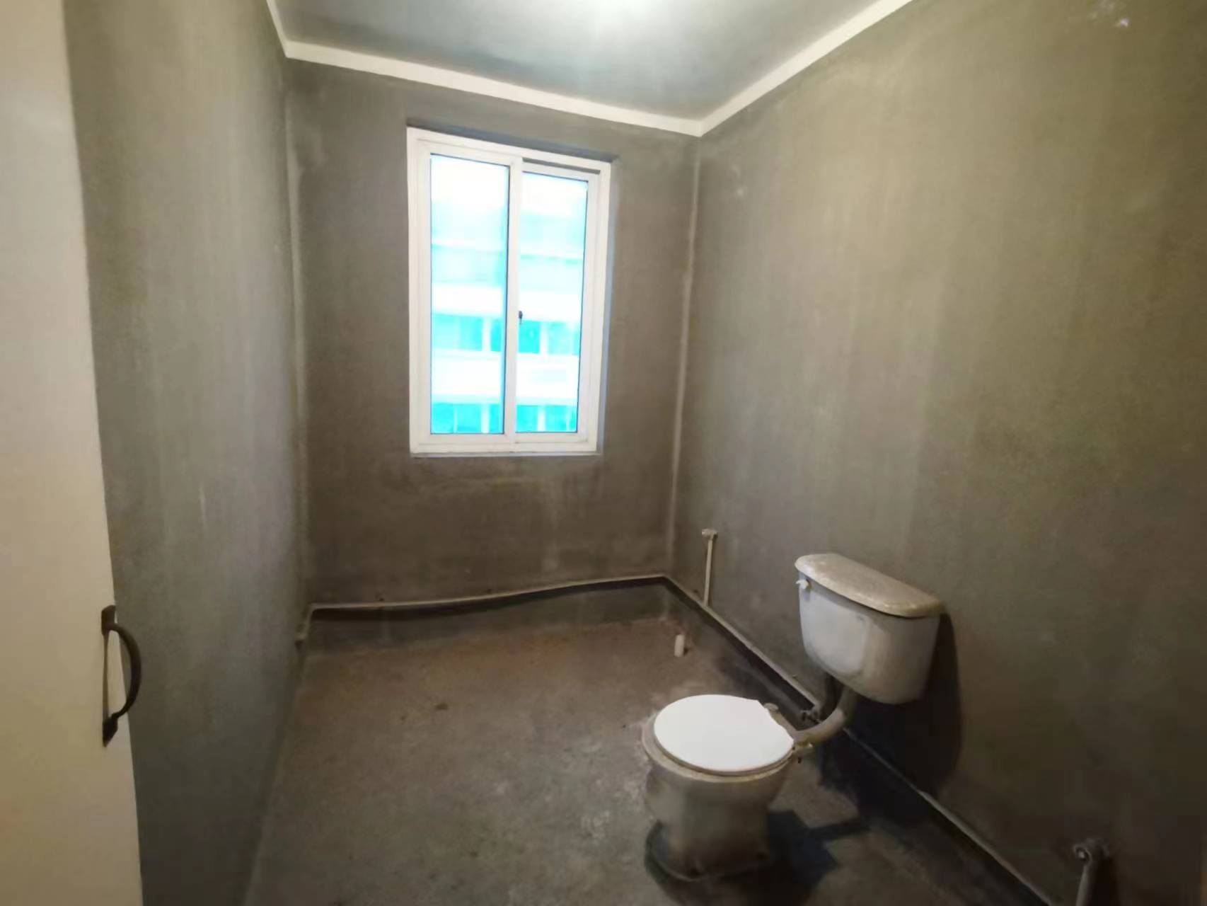 五山公寓 5室3厅2卫 142.76m&sup2;