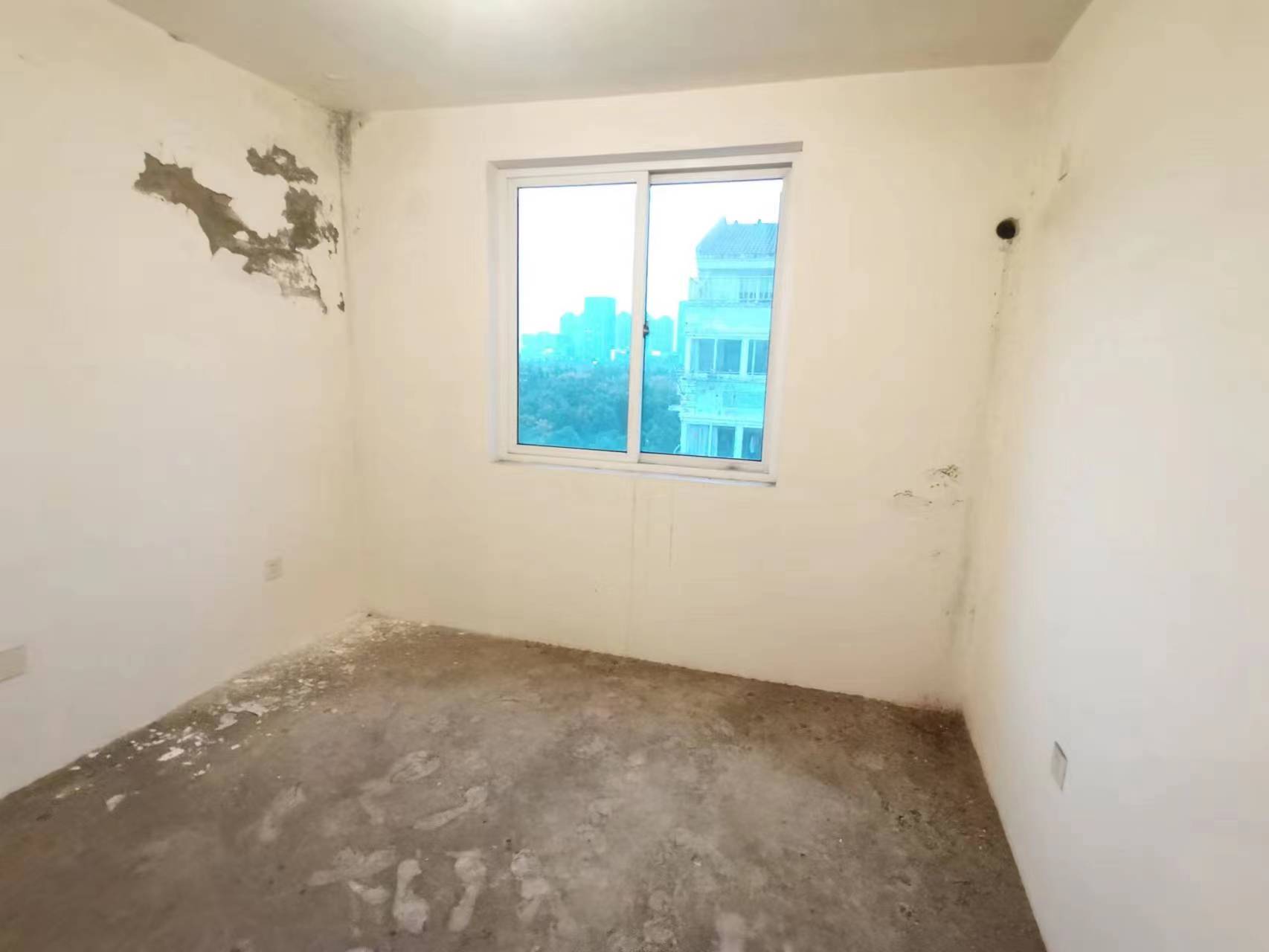 五山公寓 5室3厅2卫 142.76m&sup2;