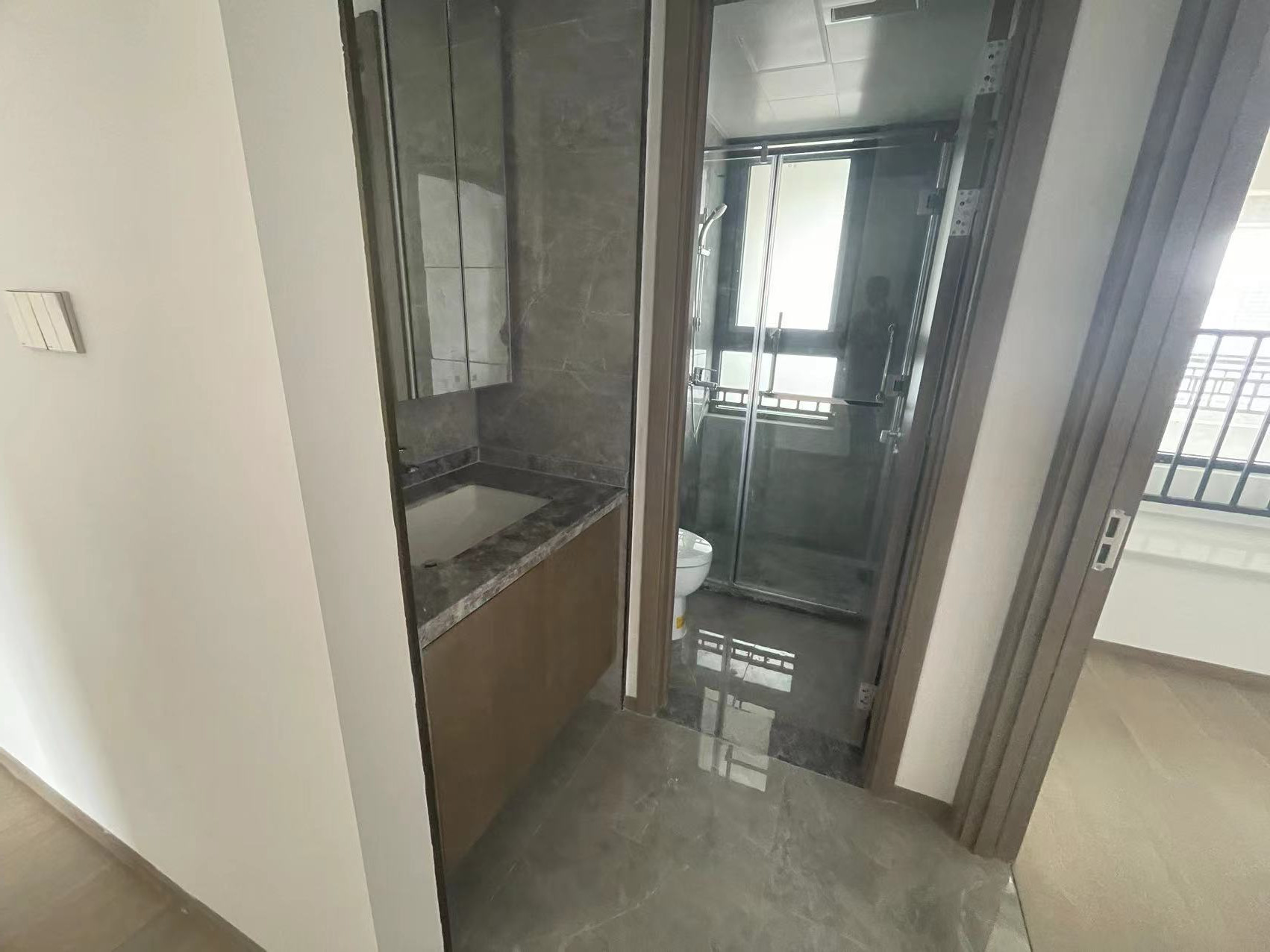 卓越府 3室1厅1卫 99m&sup2;
