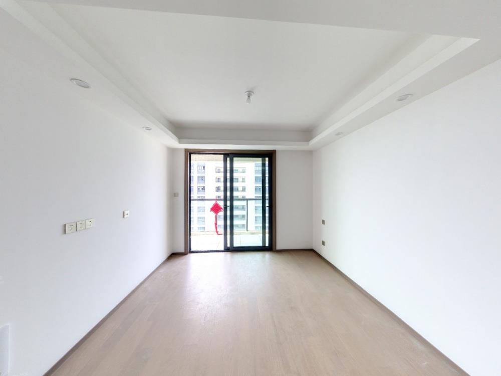卓越府 3室1厅1卫 99m&sup2;