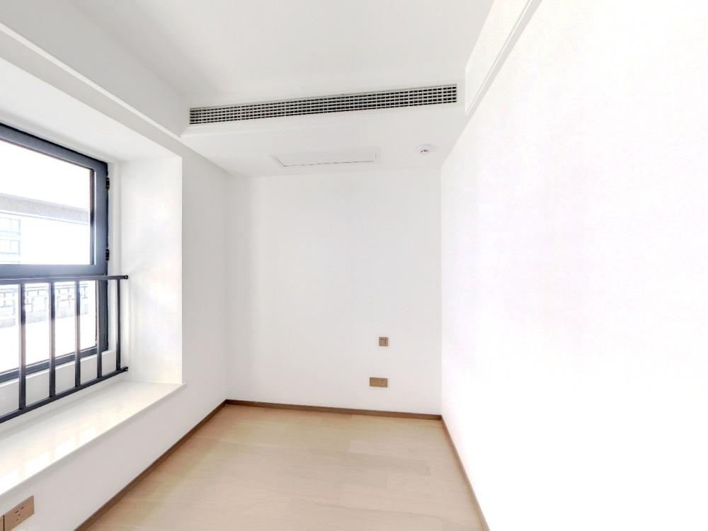 卓越府 3室1厅1卫 99m&sup2;