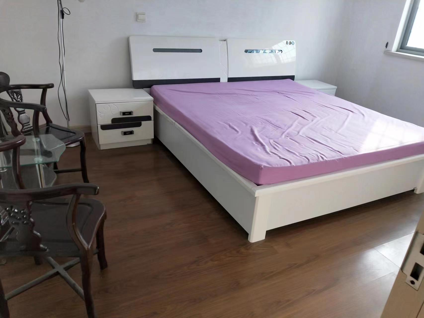 紫阳新城 5室2厅2卫 108.5m&sup2;