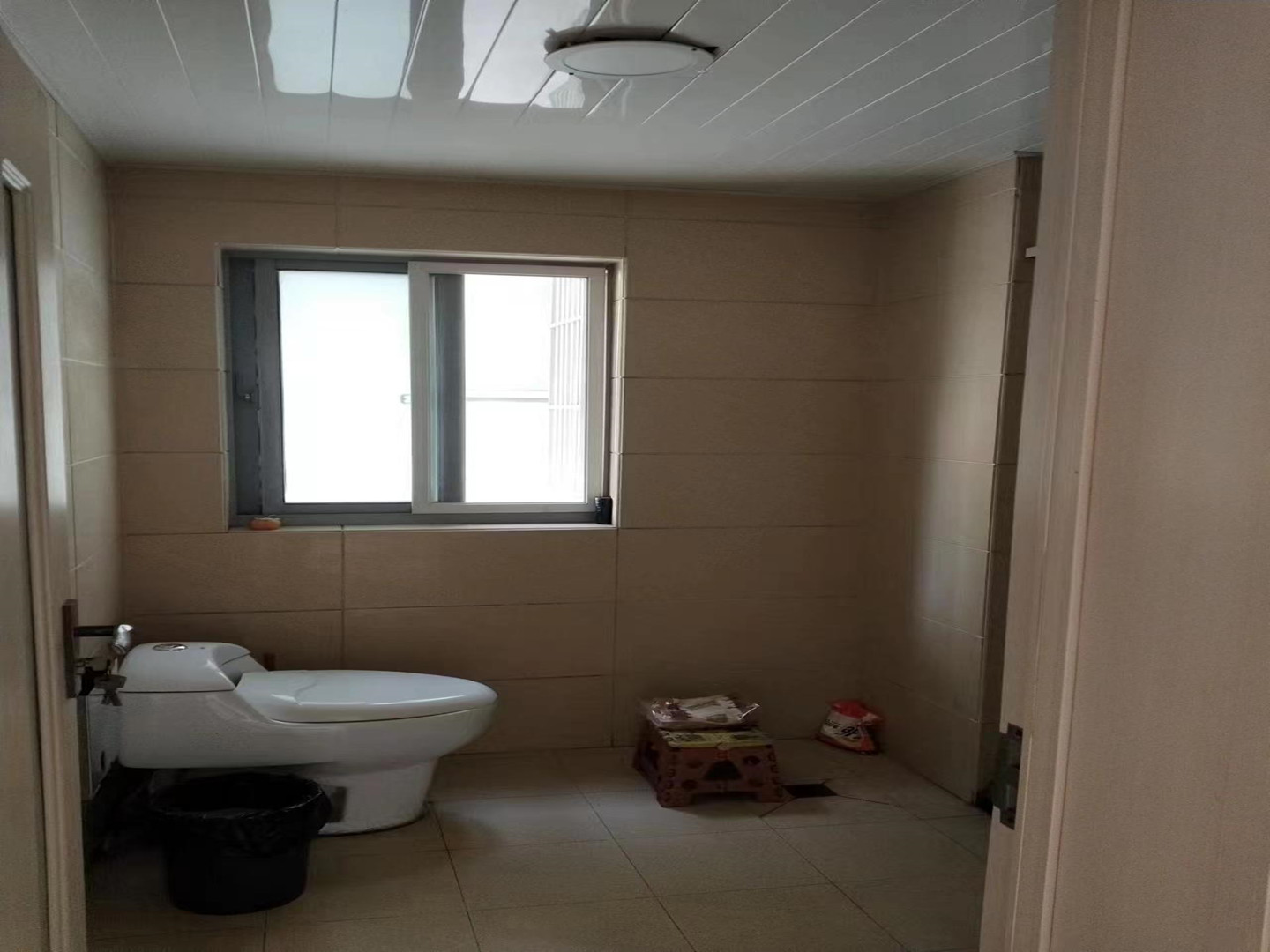 紫阳新城 5室2厅2卫 108.5m&sup2;