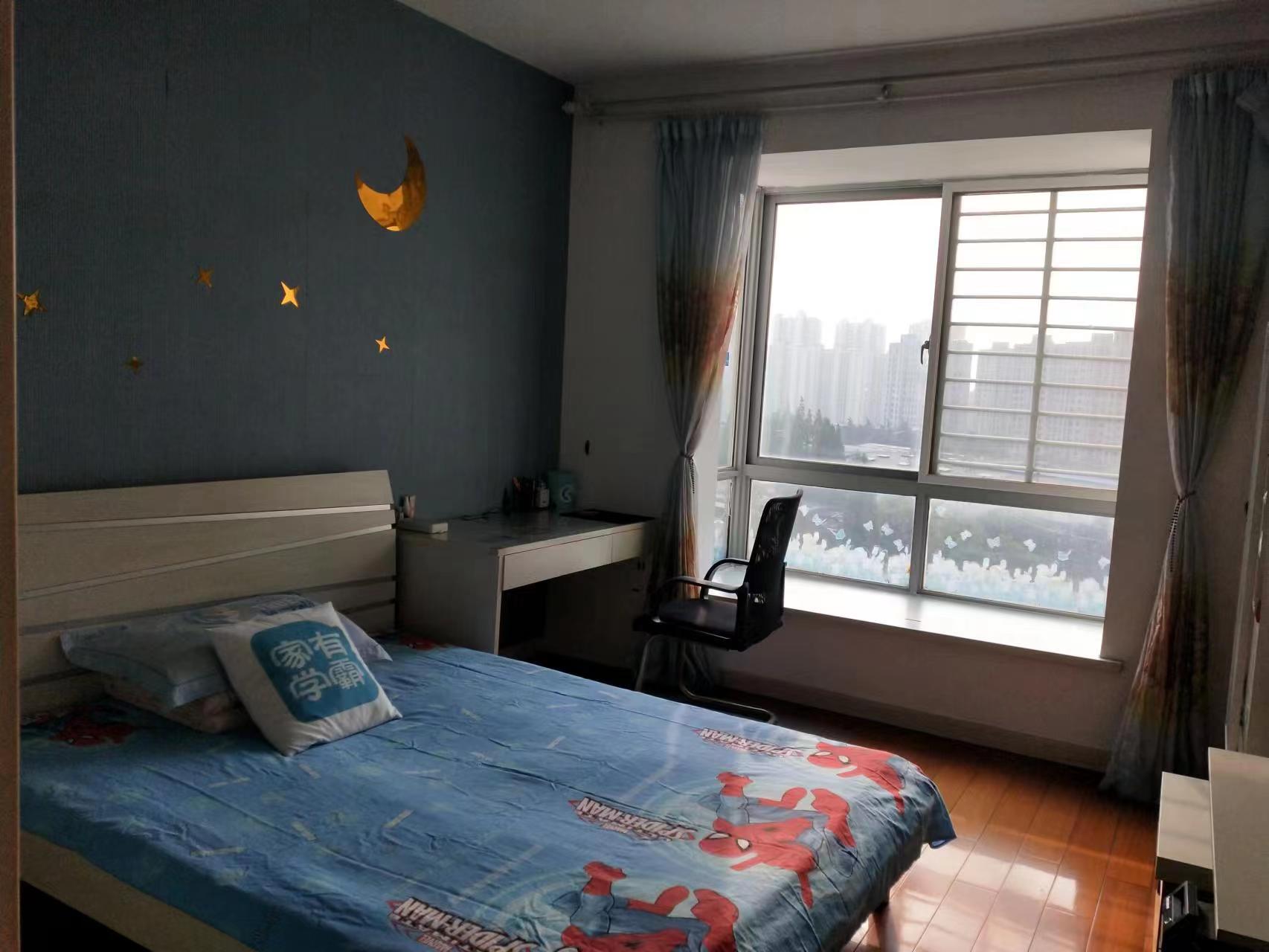 紫阳新城 5室2厅2卫 108.5m&sup2;
