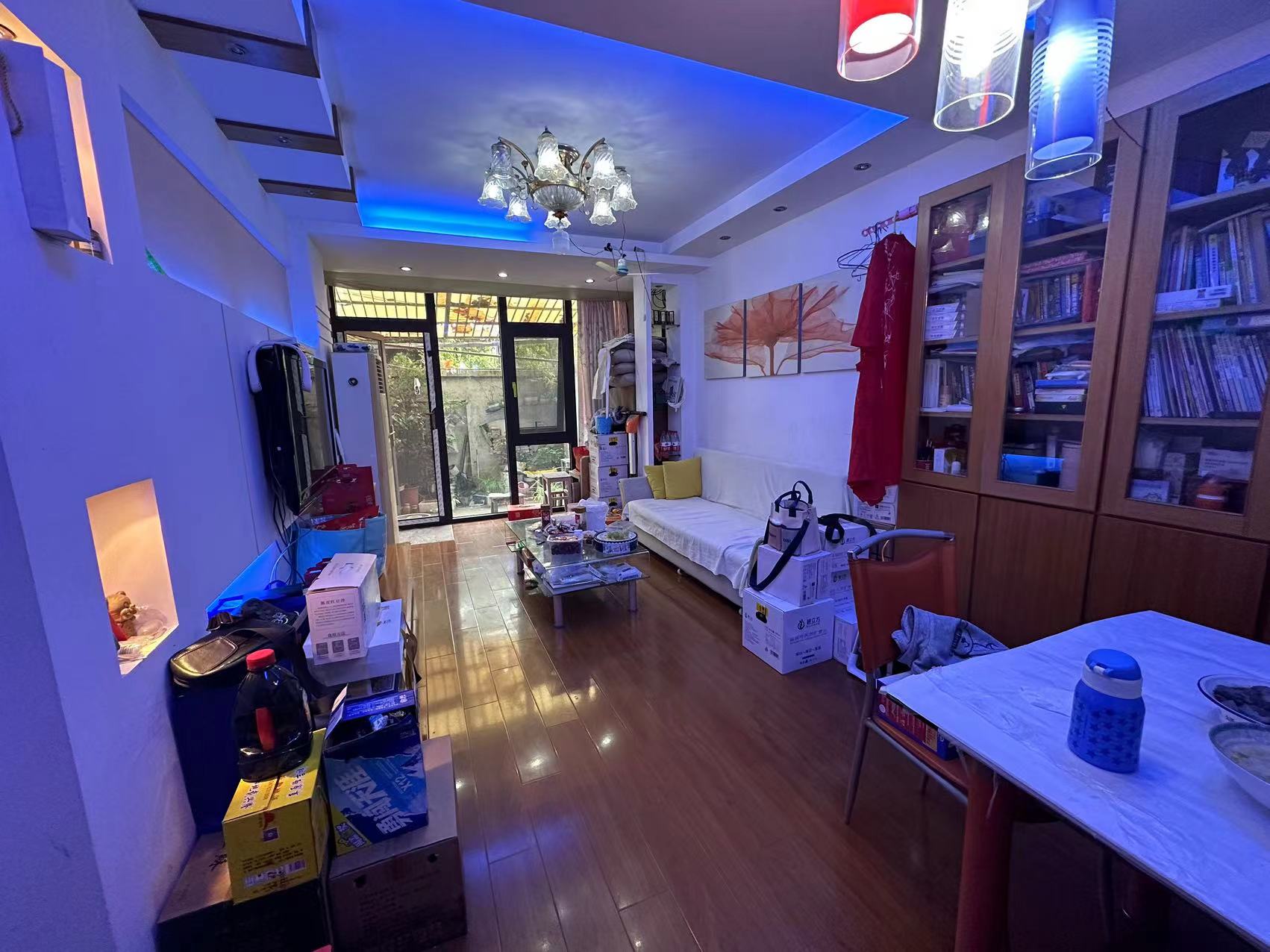 虹桥新村(朝霞路) 2室1厅1卫 62.00m²