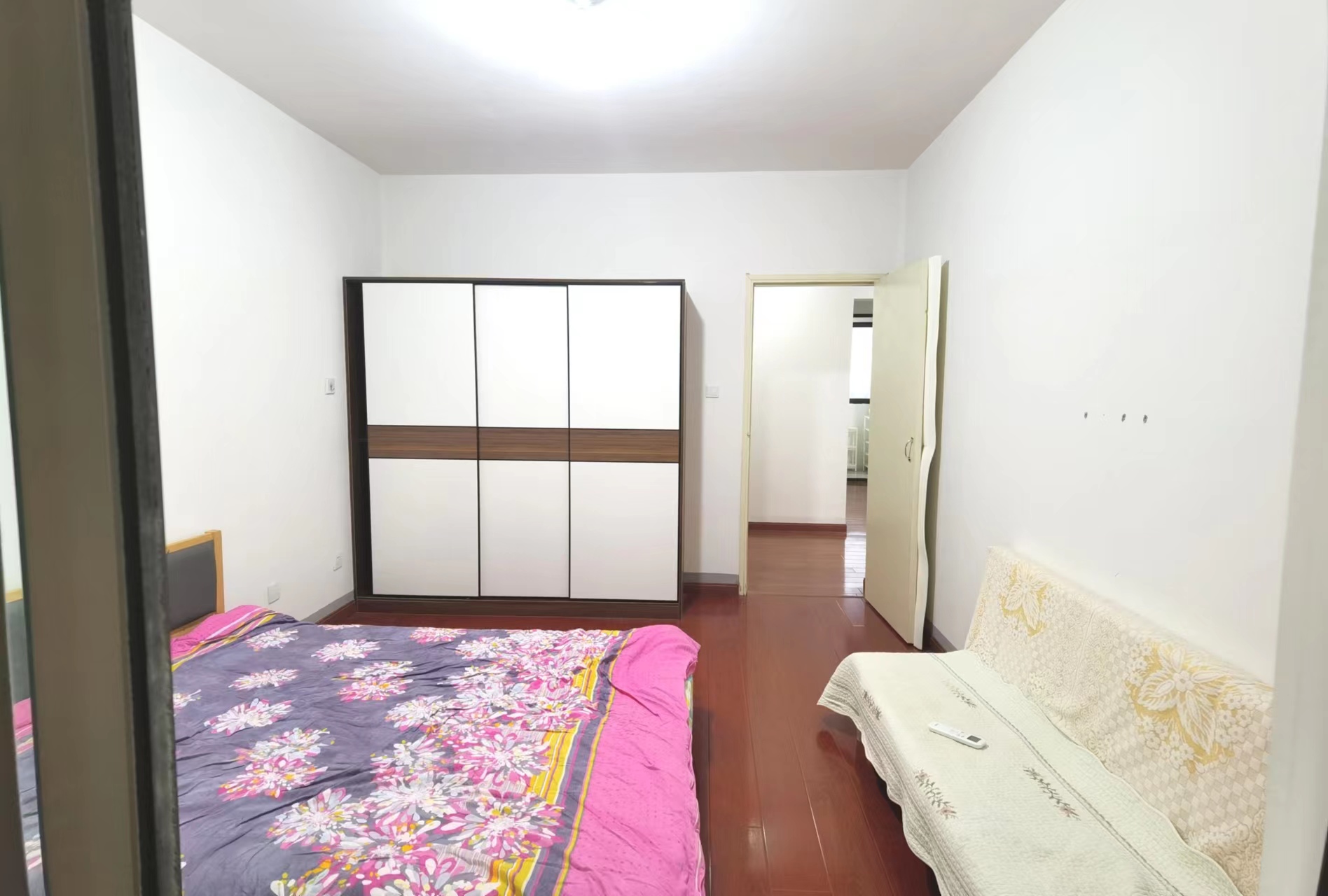 兴石花园 2室1厅1卫 85m&sup2;