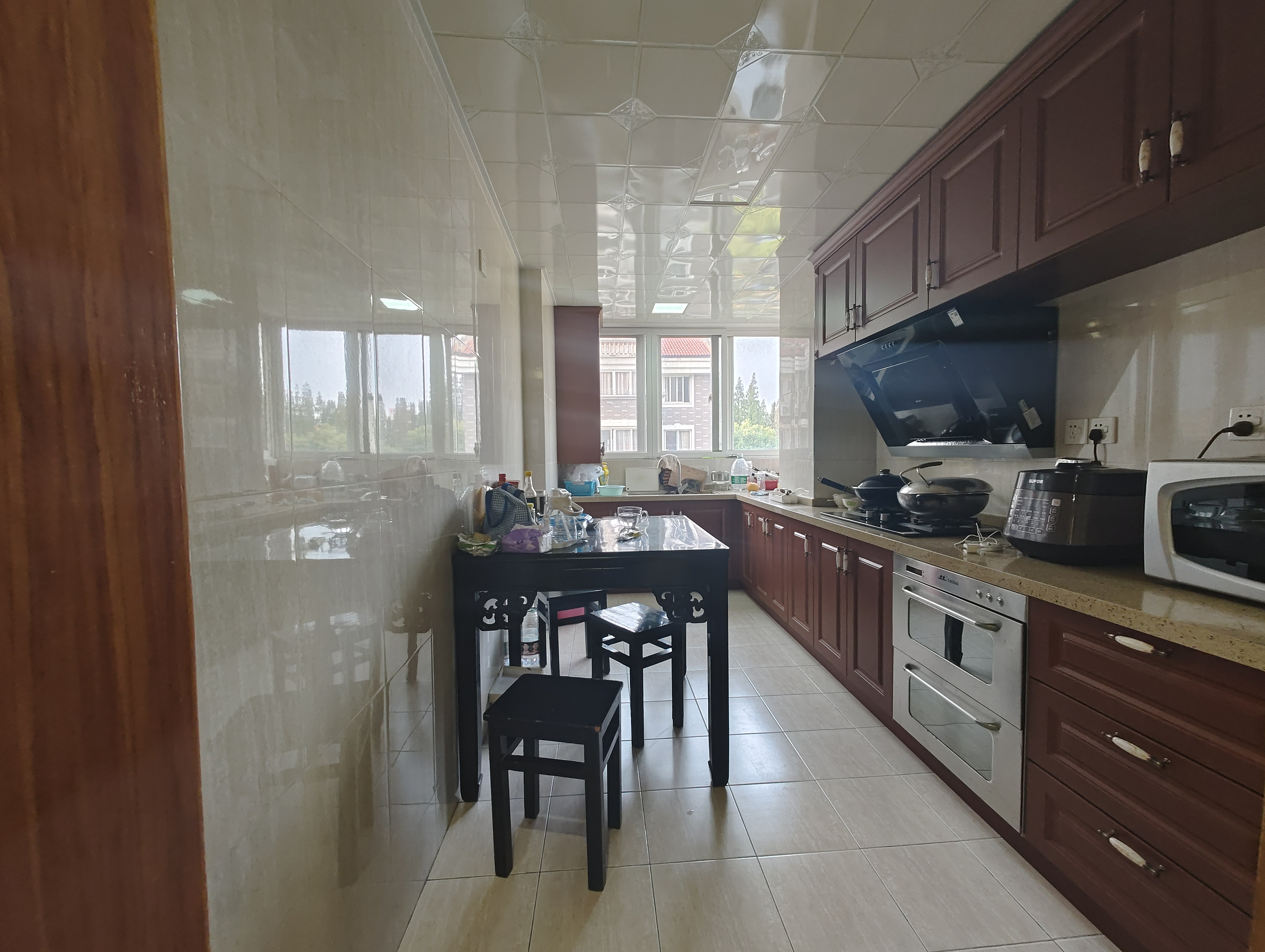 文峰花苑 3室2厅1卫 143.00m&sup2;