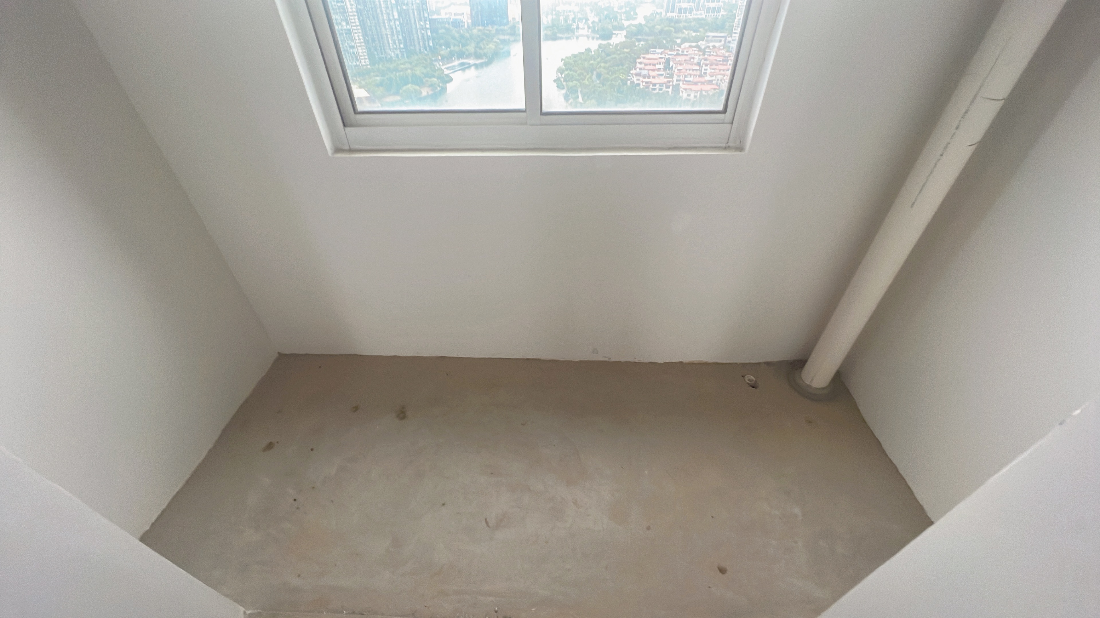 湖滨华庭 4室2厅2卫 145.00m&sup2;