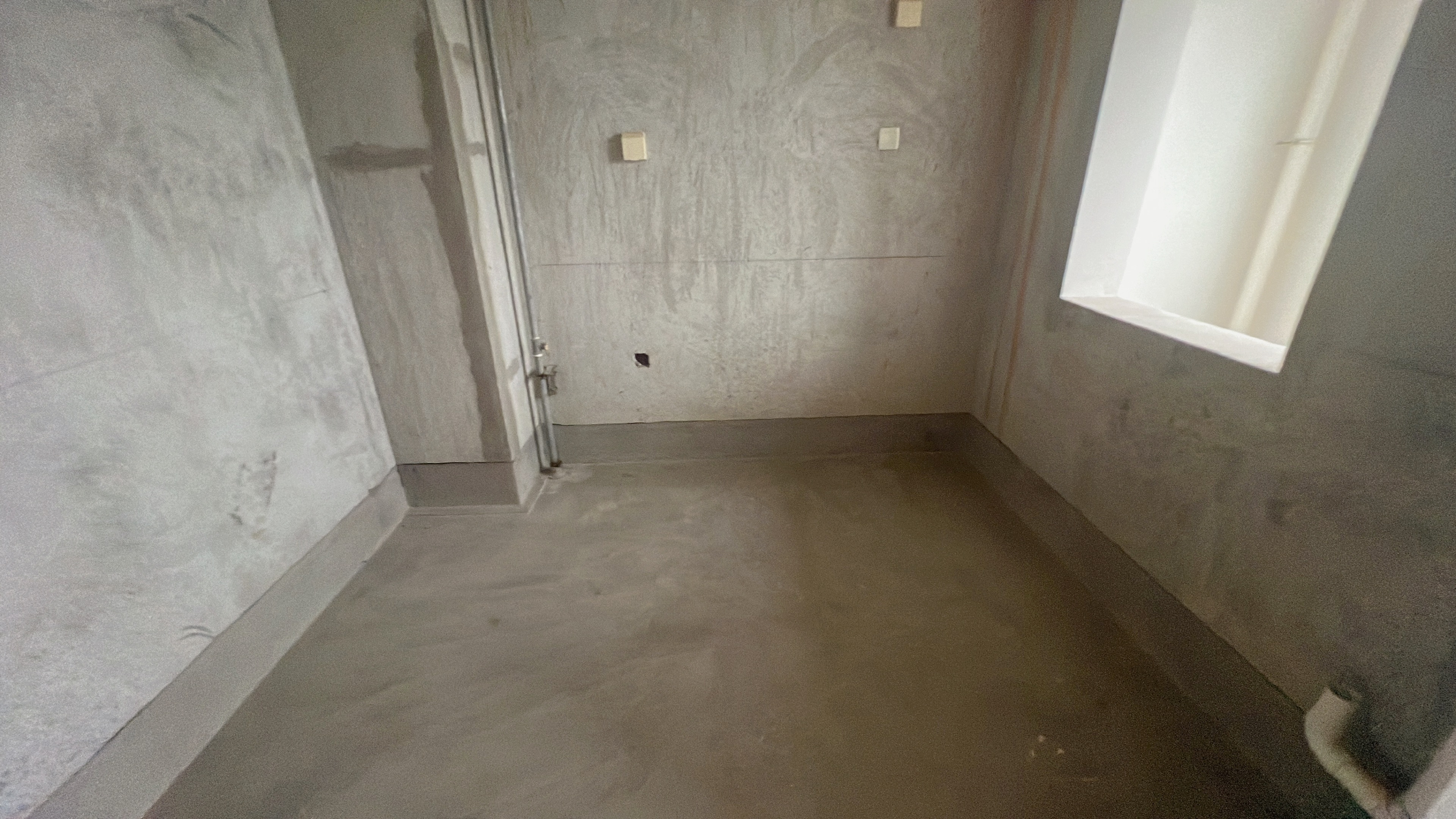 湖滨华庭 4室2厅2卫 145.00m&sup2;