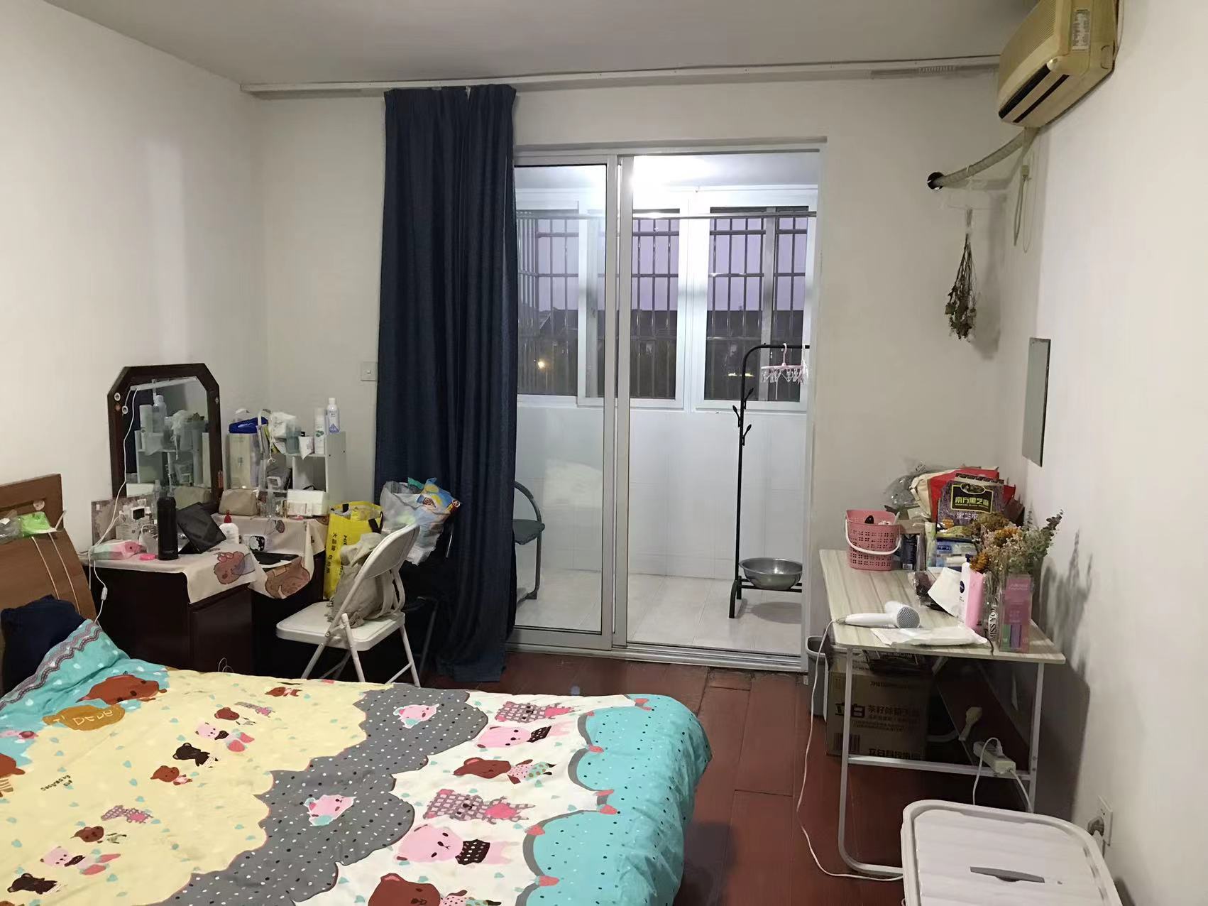 城山花园 2室1厅1卫 86m&sup2;