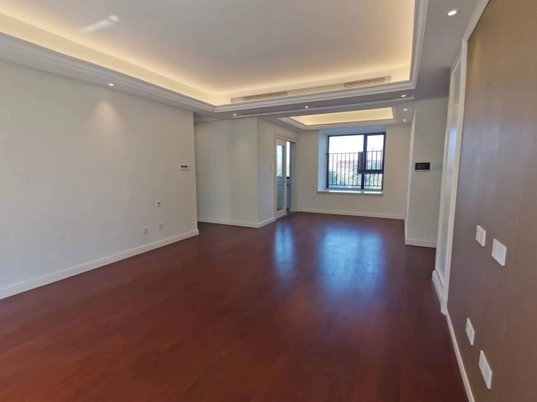 红星天铂 3室2厅2卫 134m&sup2;