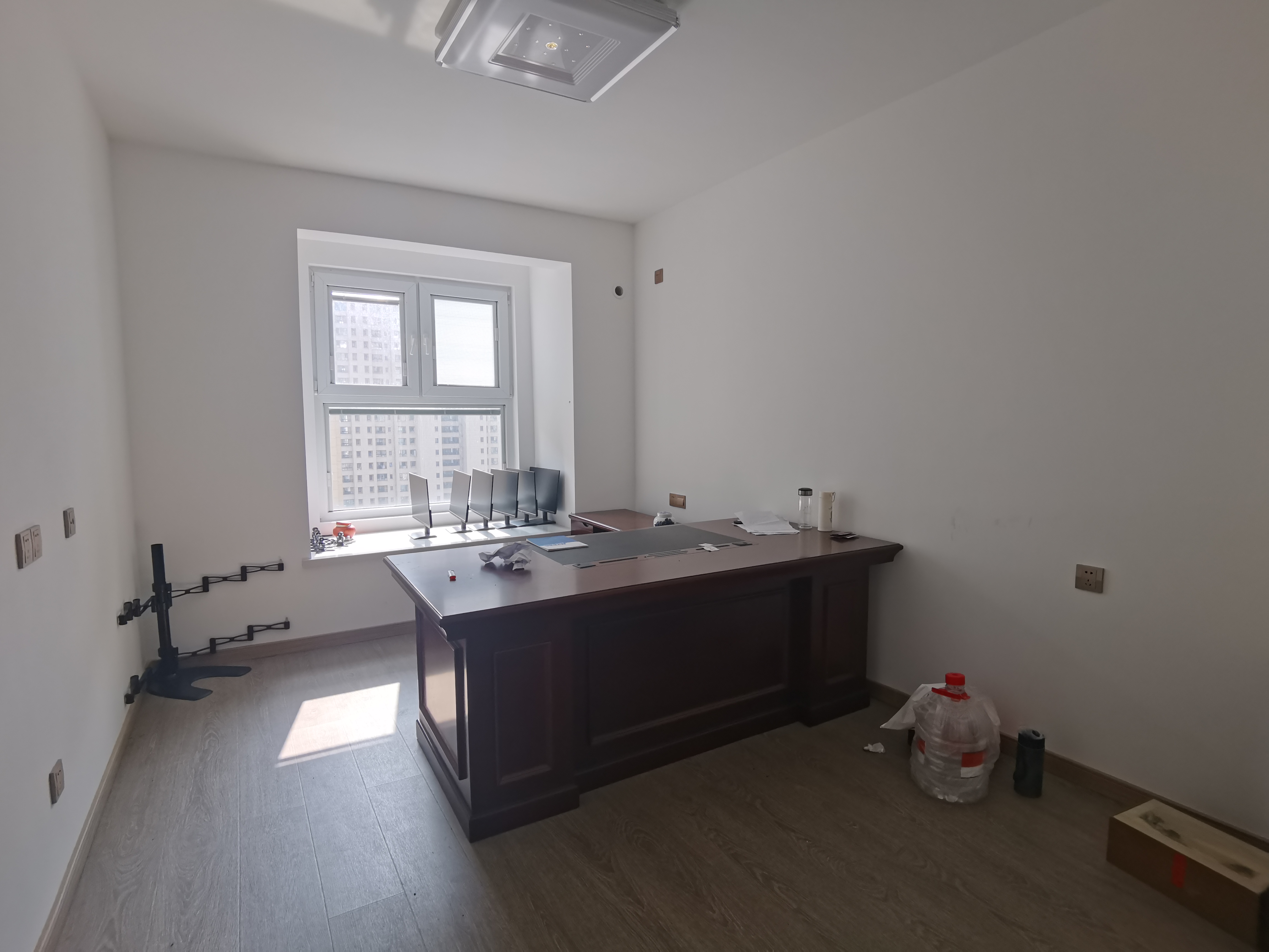 世茂云锦（九龙庭广场） 4室2厅2卫 146.20m&sup2;