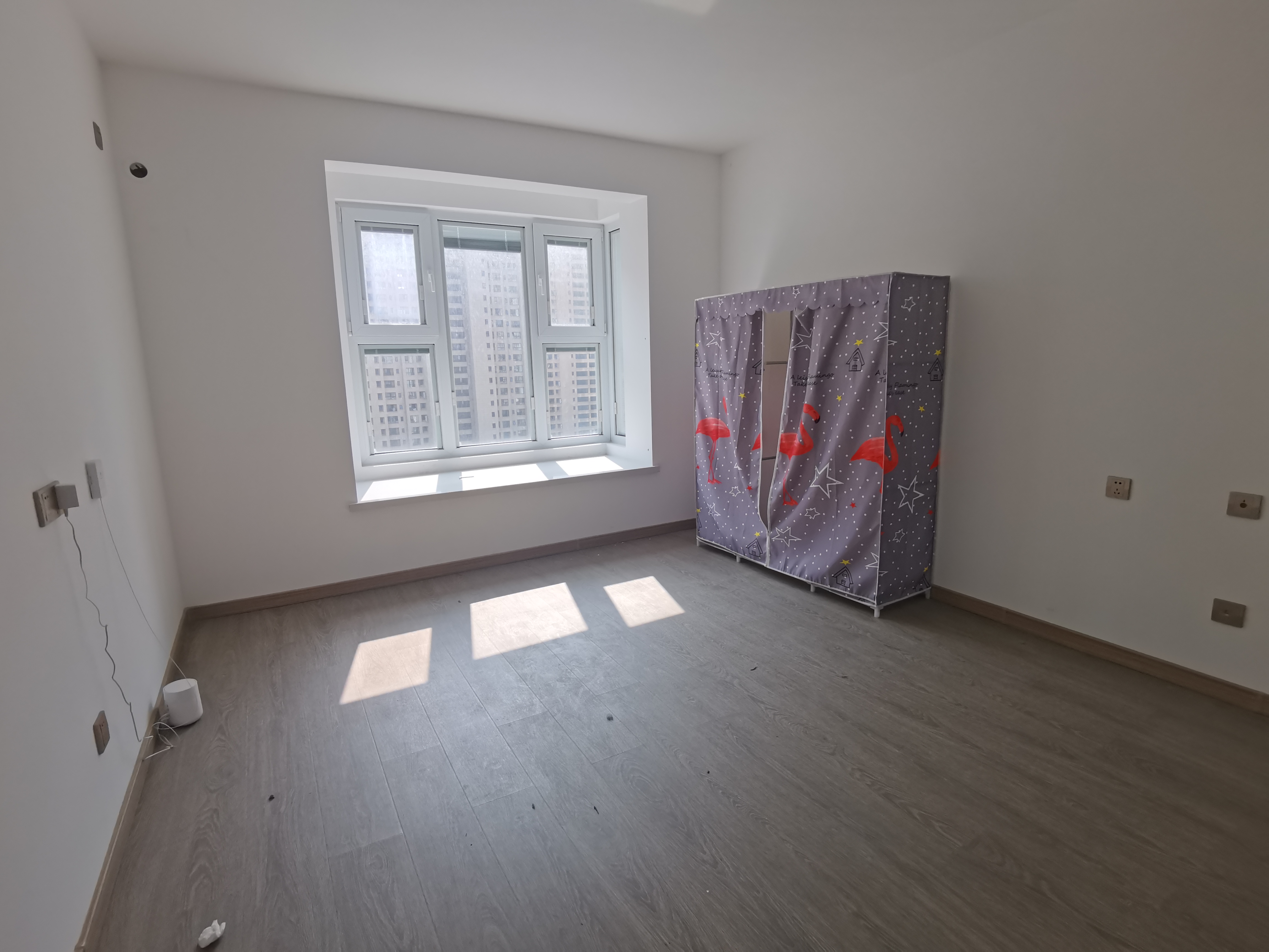 世茂云锦（九龙庭广场） 4室2厅2卫 146.20m&sup2;
