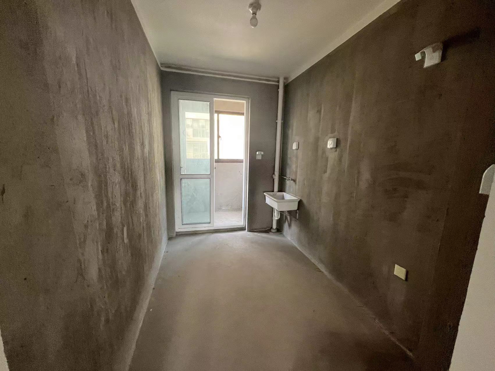 新城新苑 3室2厅1卫 158.00m&sup2;