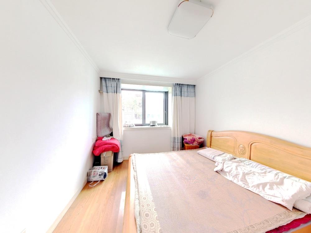 光明南村 4室2厅2卫 122.50m&sup2;