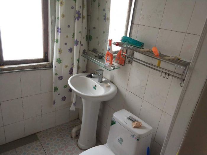 光明南村 2室1厅1卫 60m&sup2;