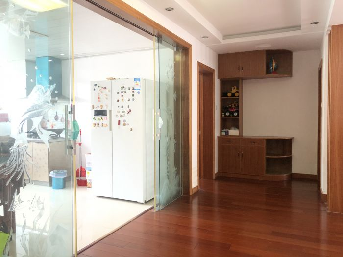 春晖花园 3室2厅2卫 138m&sup2;
