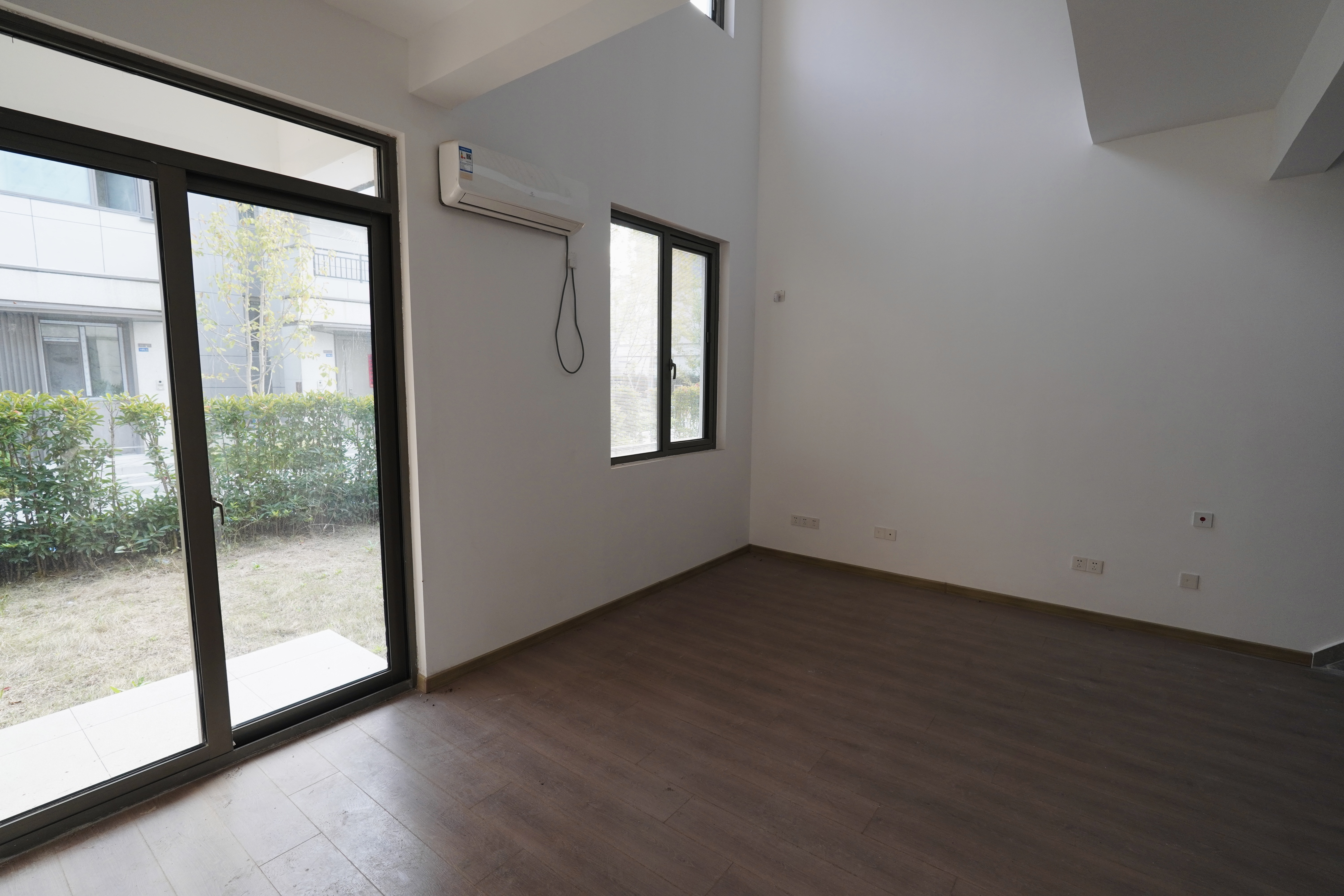 融信·澜宸 5室2厅2卫 280m²