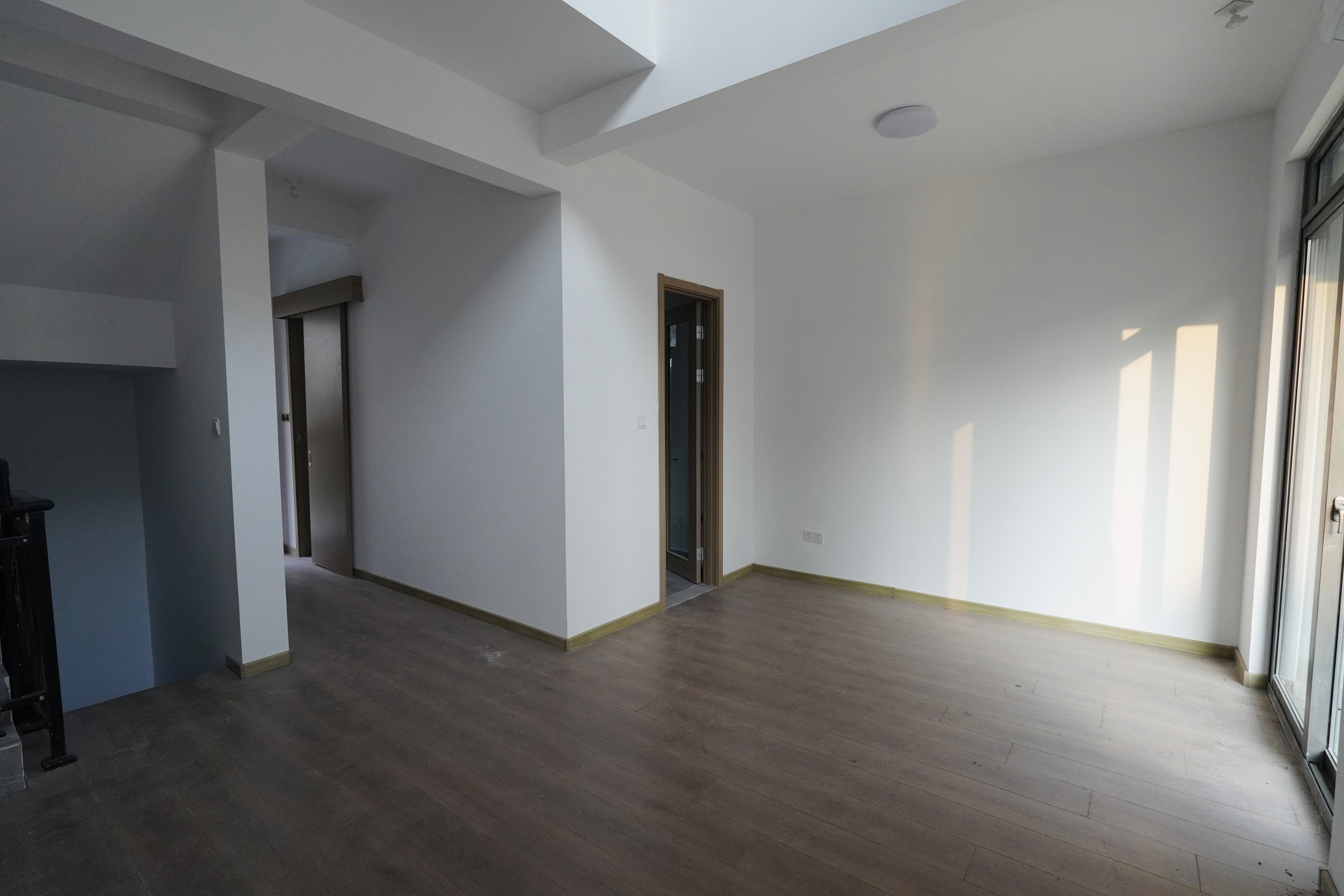 融信&middot;澜宸 5室2厅2卫 280m&sup2;