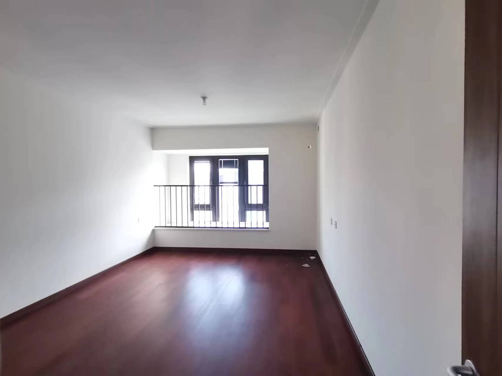 中南万科大都会 3室2厅2卫 131m&sup2;