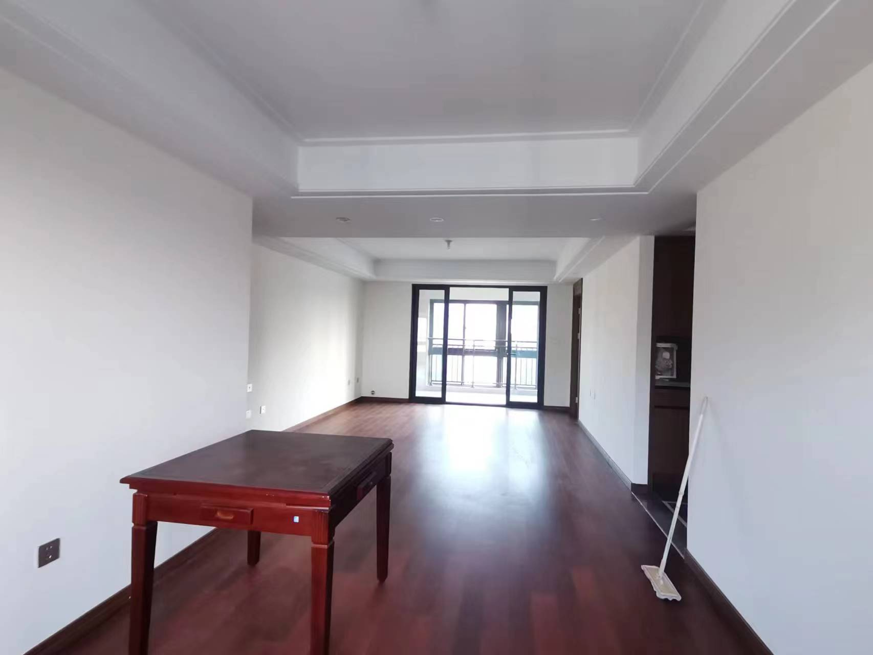 中南万科大都会 3室2厅2卫 131m&sup2;