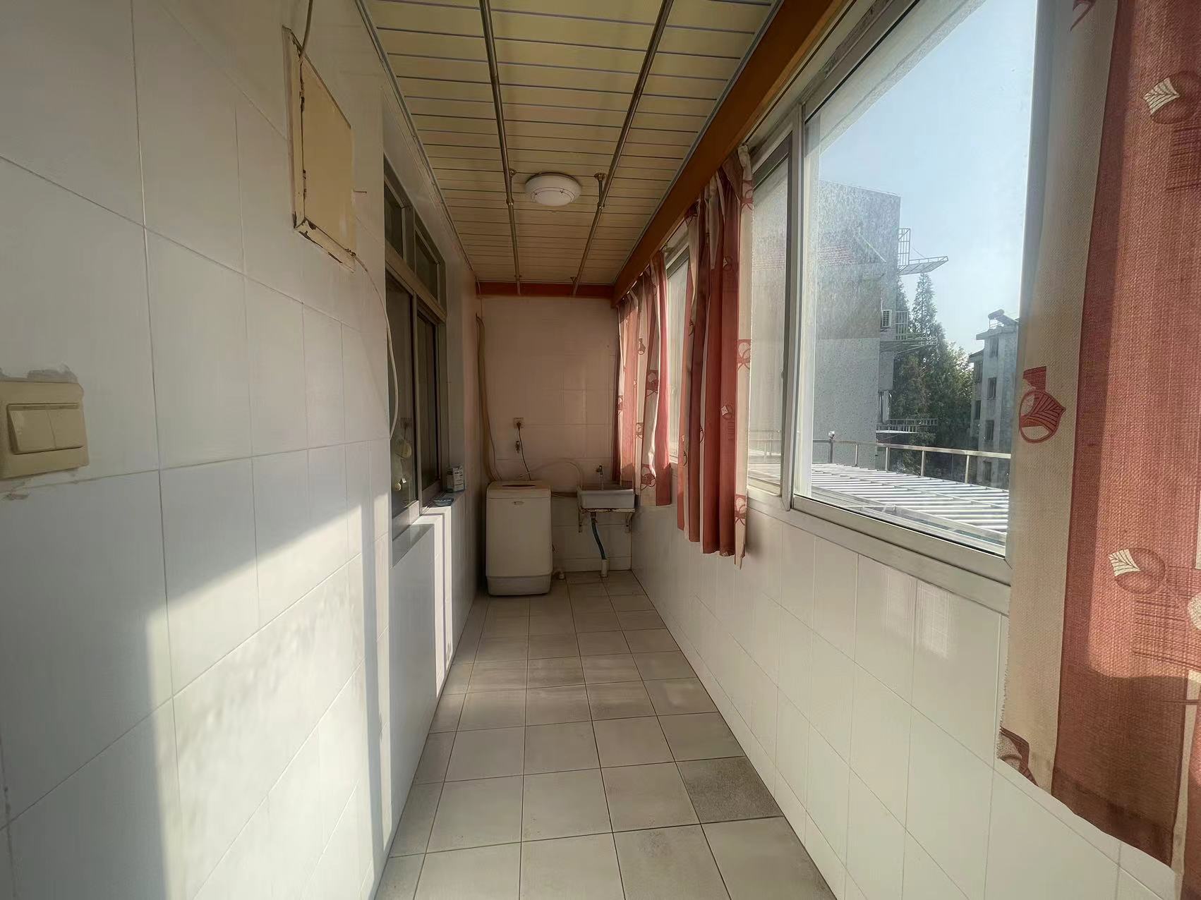 城中花园 3室1厅1卫 90m&sup2;