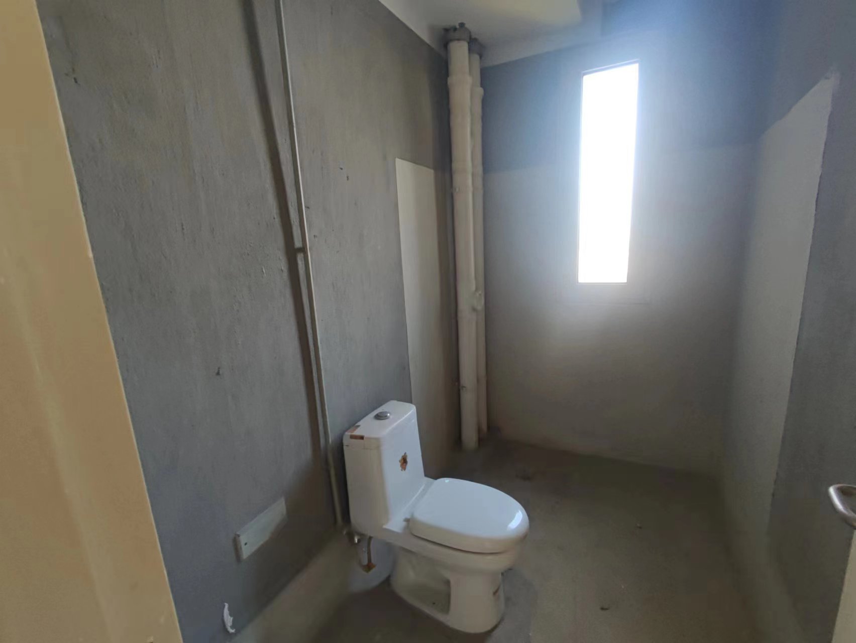 中海碧林湾 4室2厅2卫 141.00m&sup2;