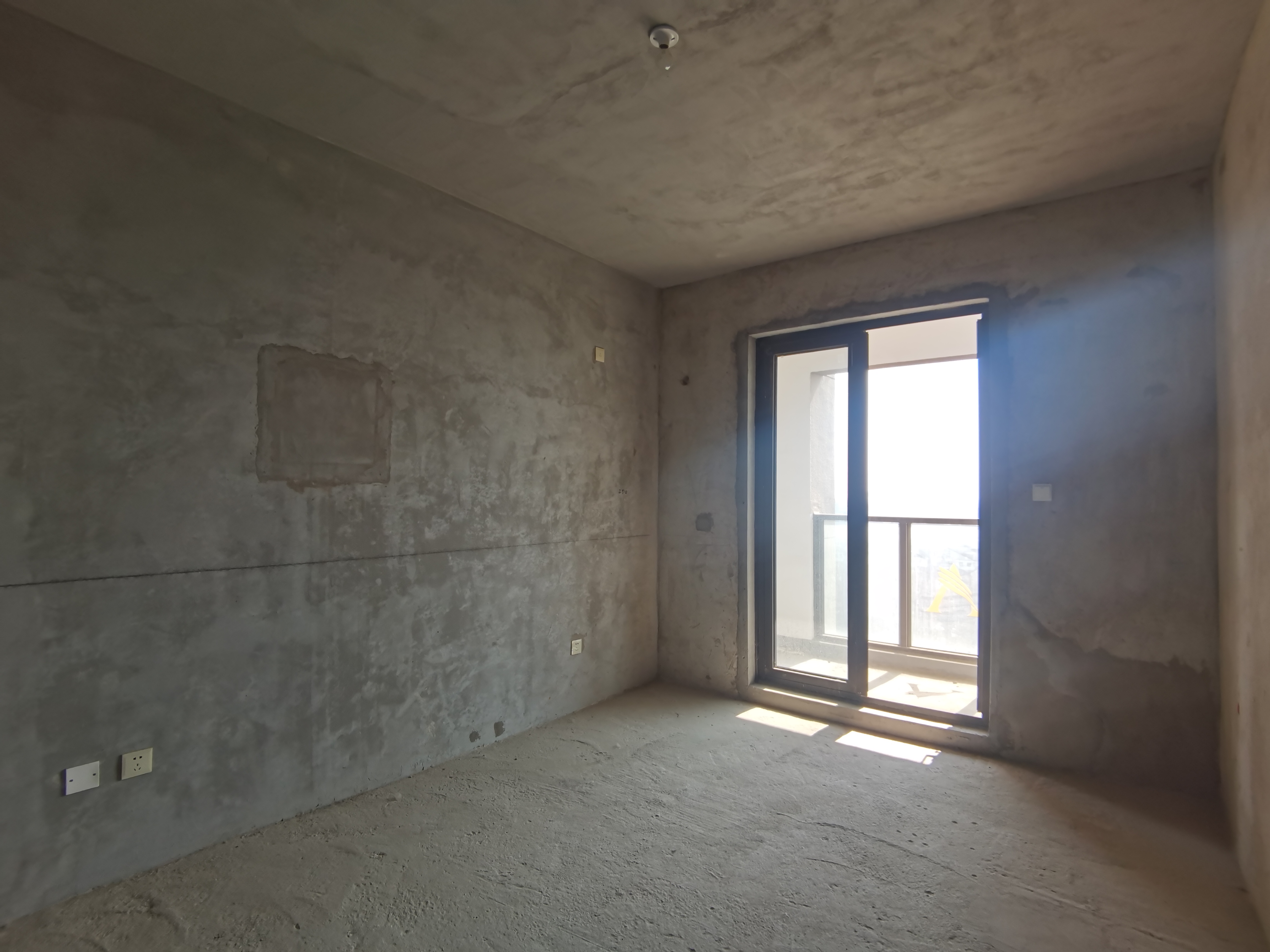 新瑞文化翡翠园 3室2厅2卫 145m&sup2;