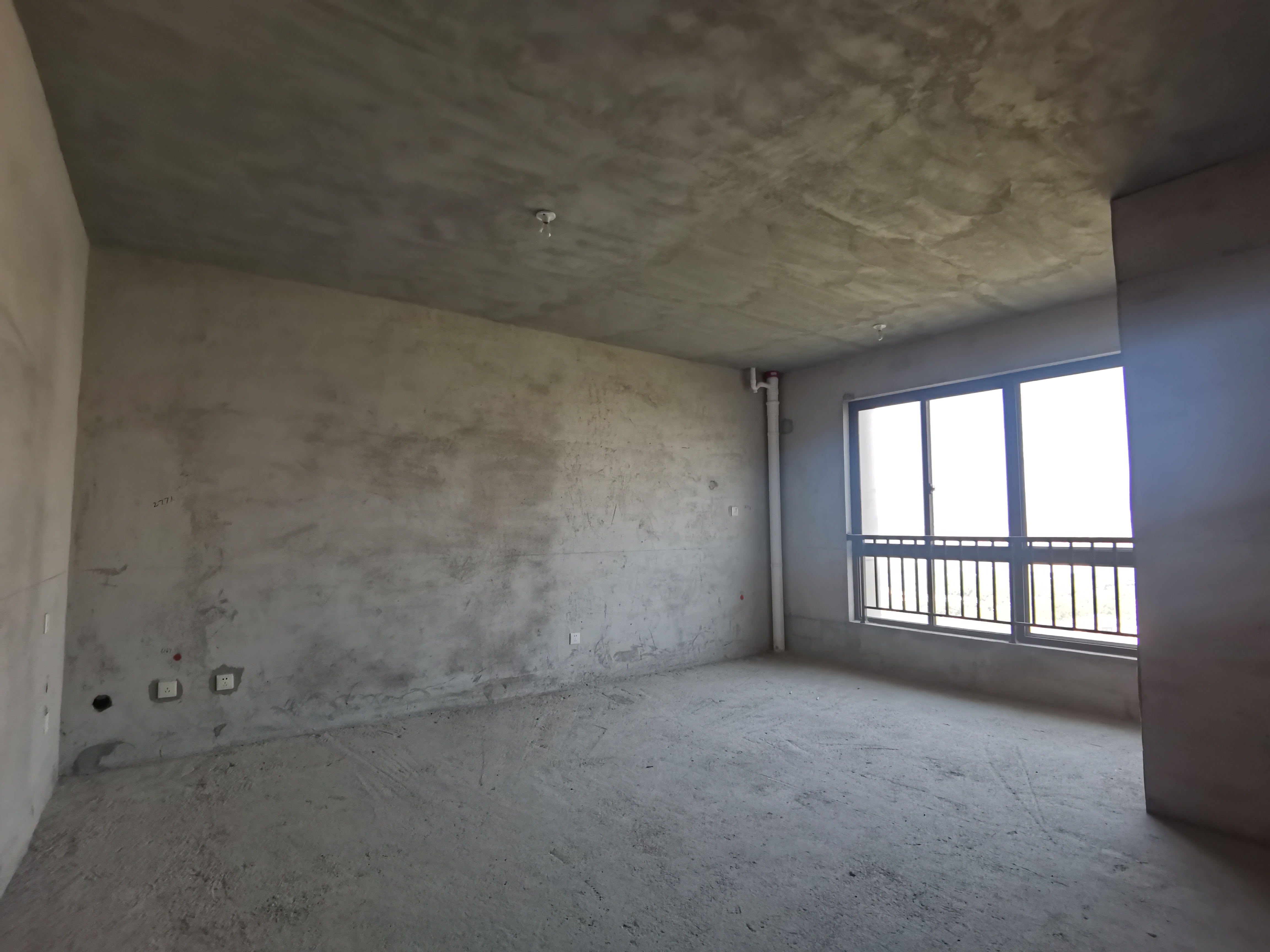 新瑞文化翡翠园 3室2厅2卫 145m&sup2;