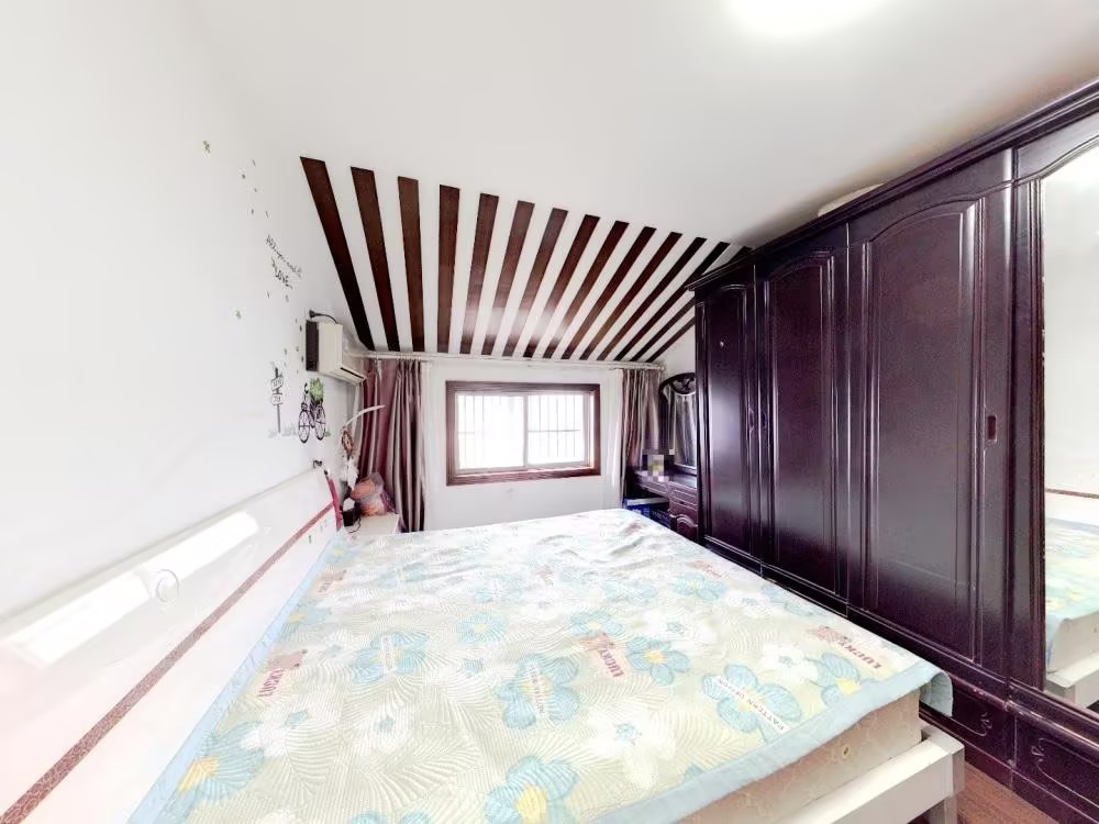 虹桥西村 4室2厅2卫 80.98m&sup2;