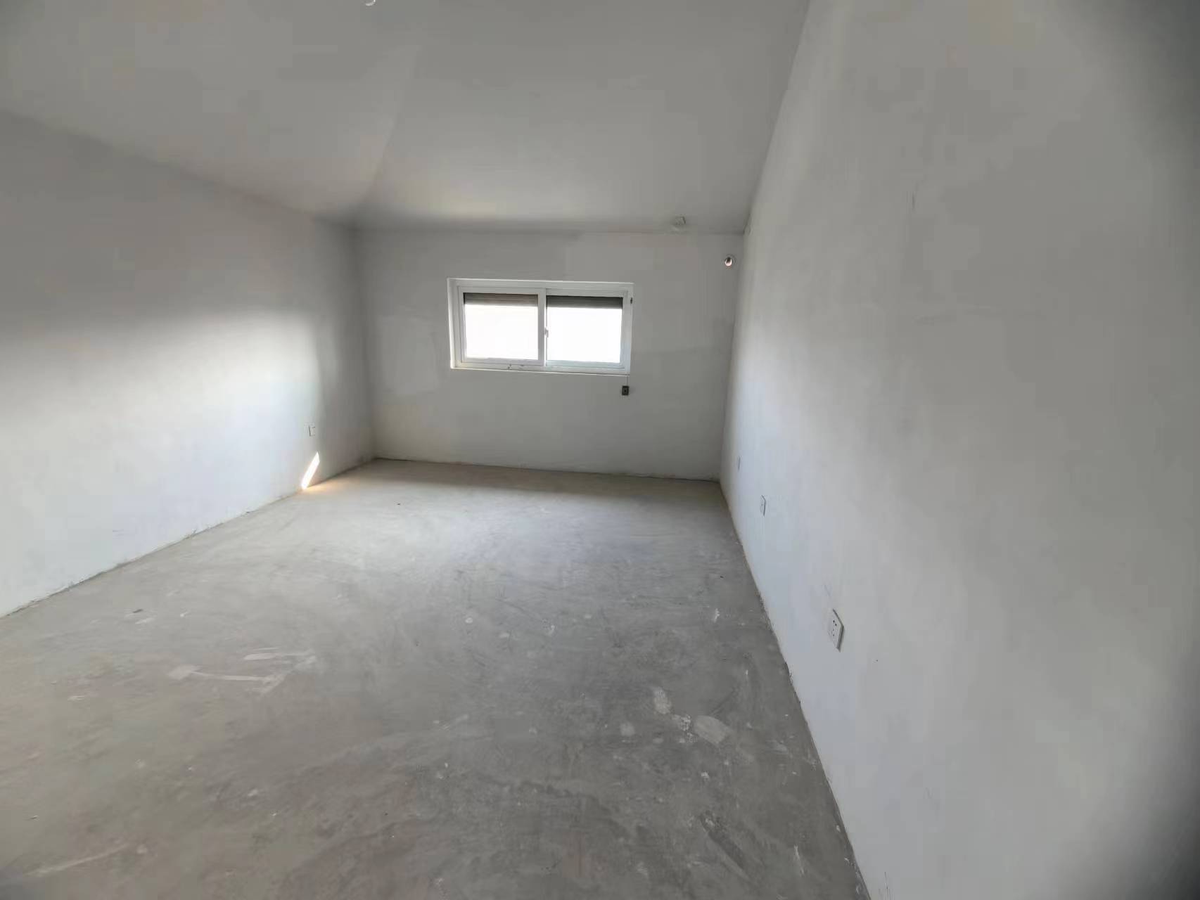 祥麟铭苑 3室2厅2卫 150.00m&sup2;