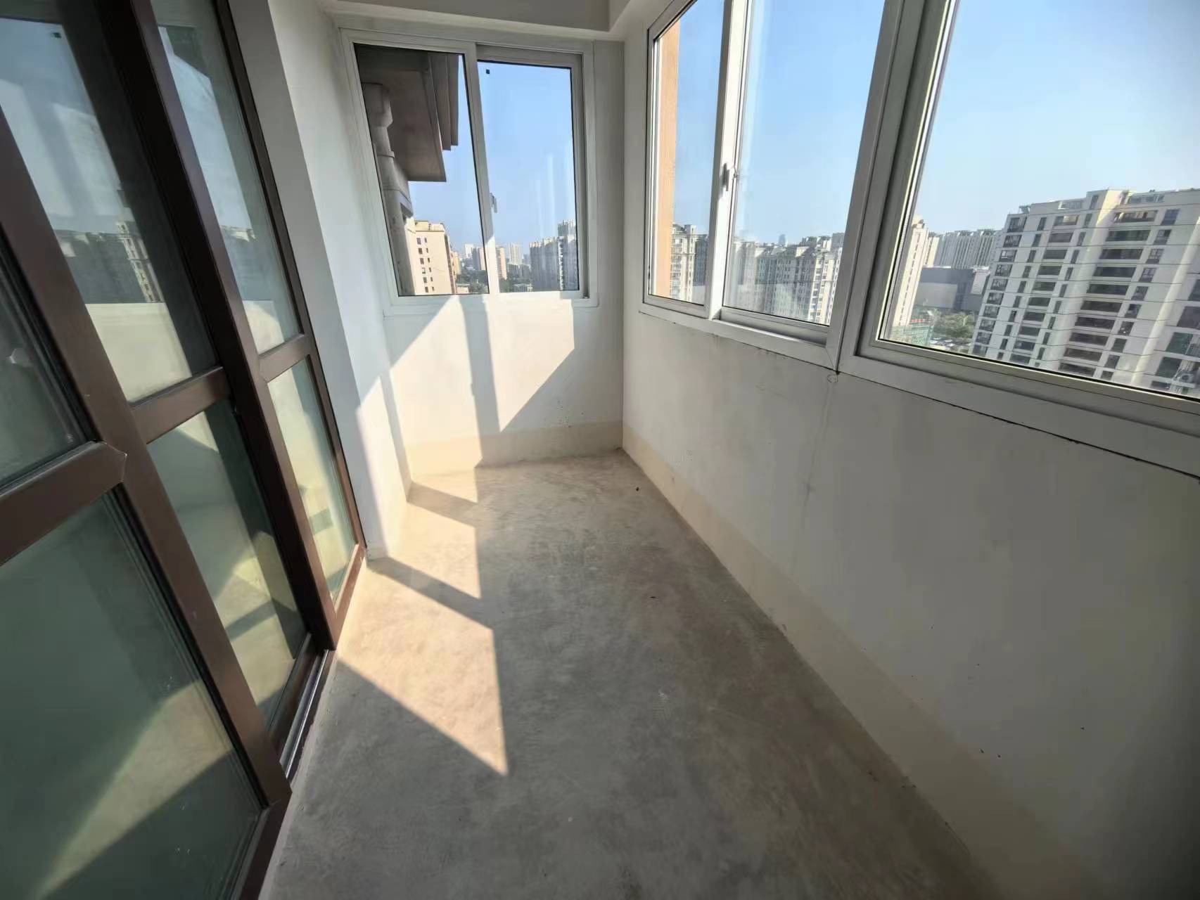 祥麟铭苑 3室2厅2卫 150.00m&sup2;