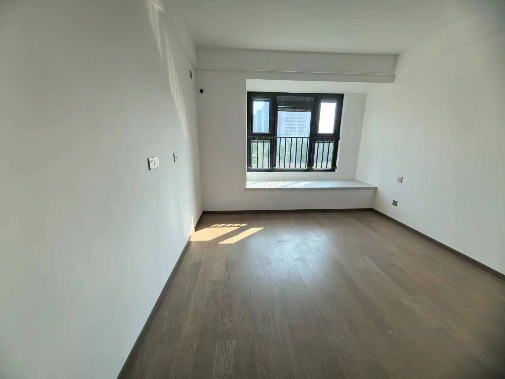 华禧铭苑 3室2厅1卫 102.61m&sup2;