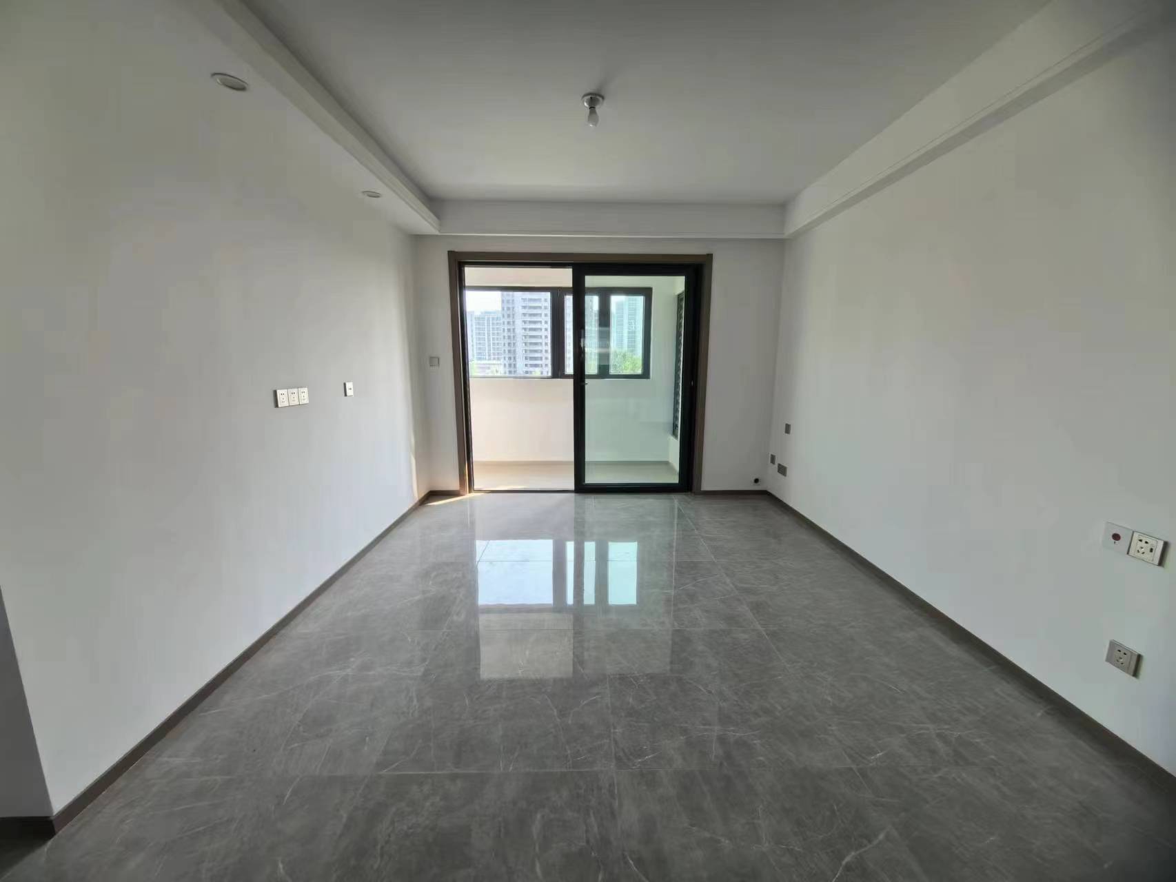 华禧铭苑 3室2厅1卫 102.61m&sup2;