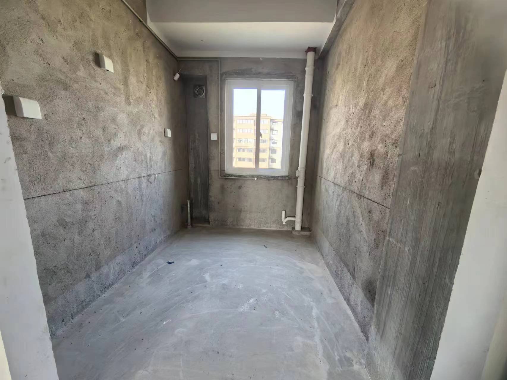 祥麟铭苑 3室2厅2卫 150m&sup2;