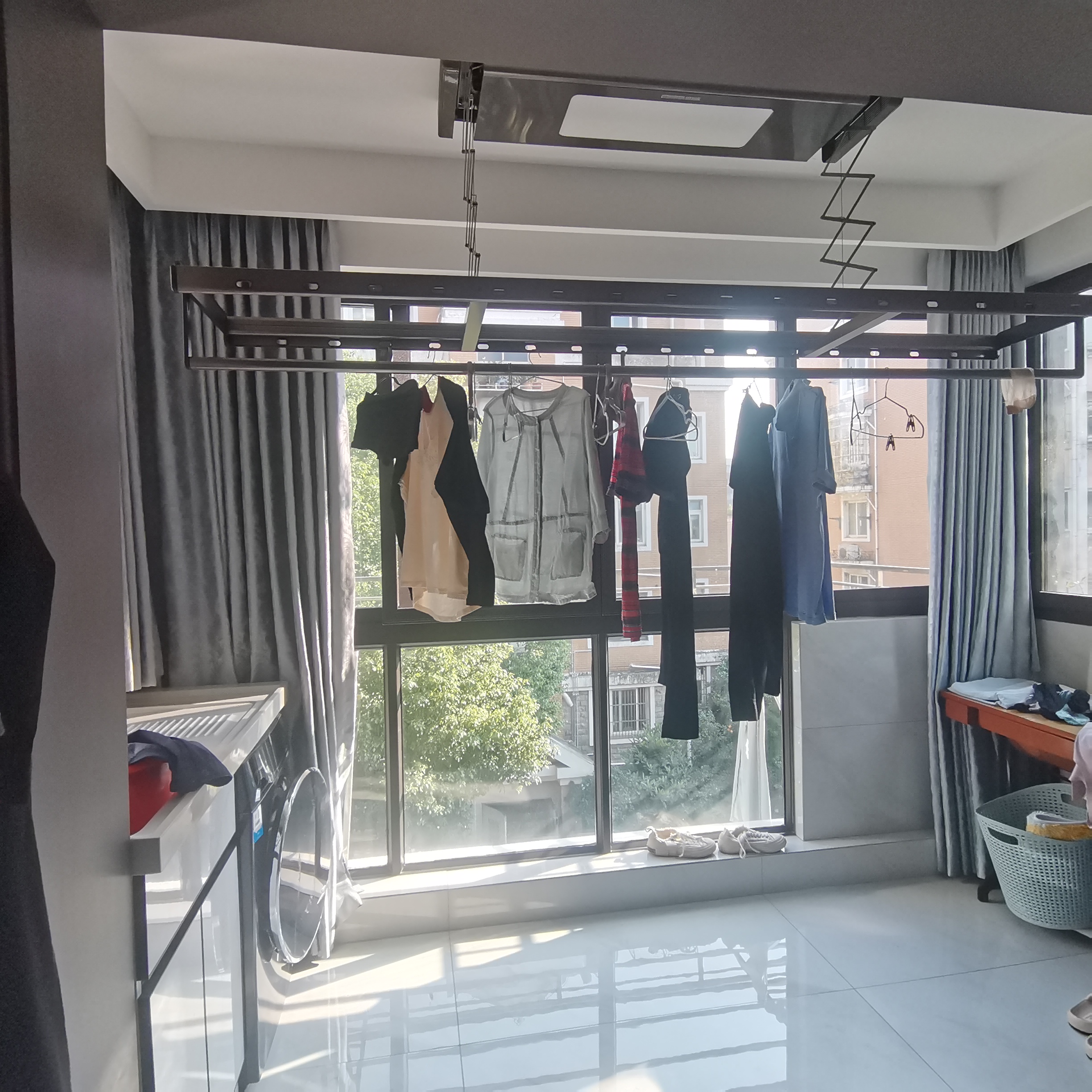 东昇花园 3室2厅2卫 132m&sup2;