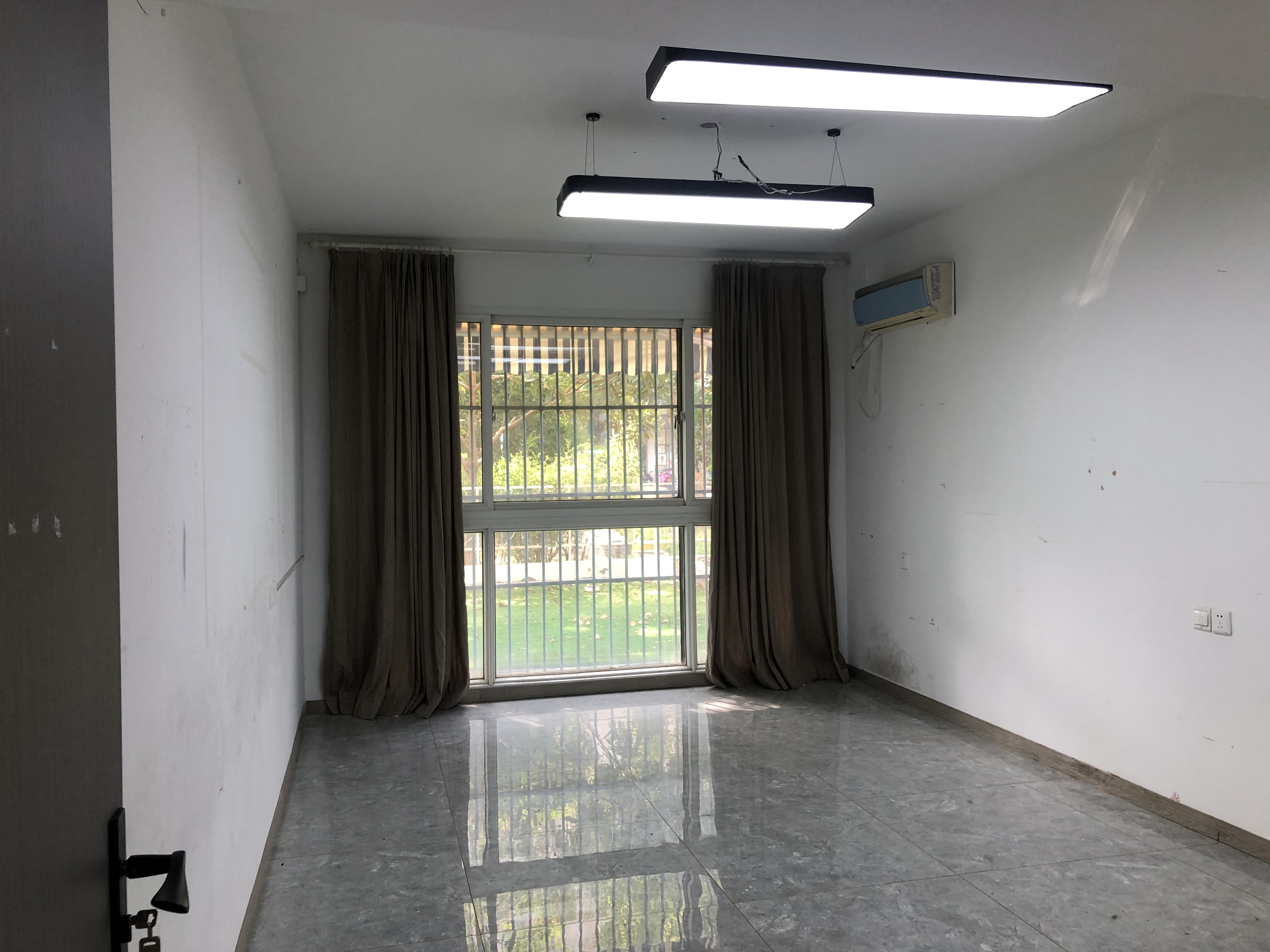 东景新城 3室2厅1卫 143.50m&sup2;