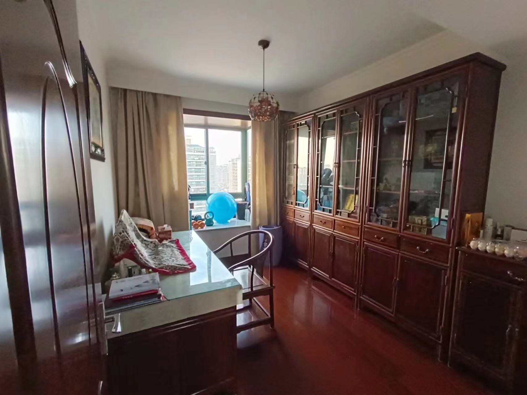 新城小区 3室2厅1卫 146.34m&sup2;