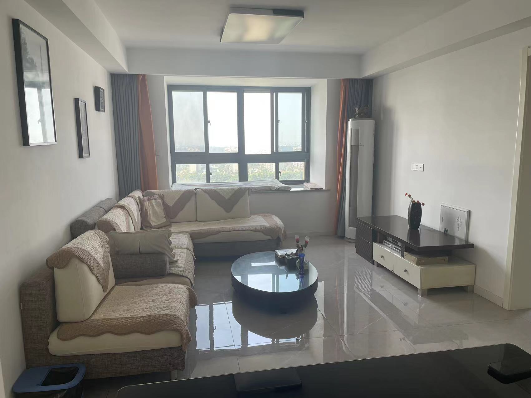 江景瑞园 3室2厅2卫 115m&sup2;