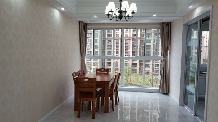 南通雅居乐花园 4室2厅2卫 140m&sup2;